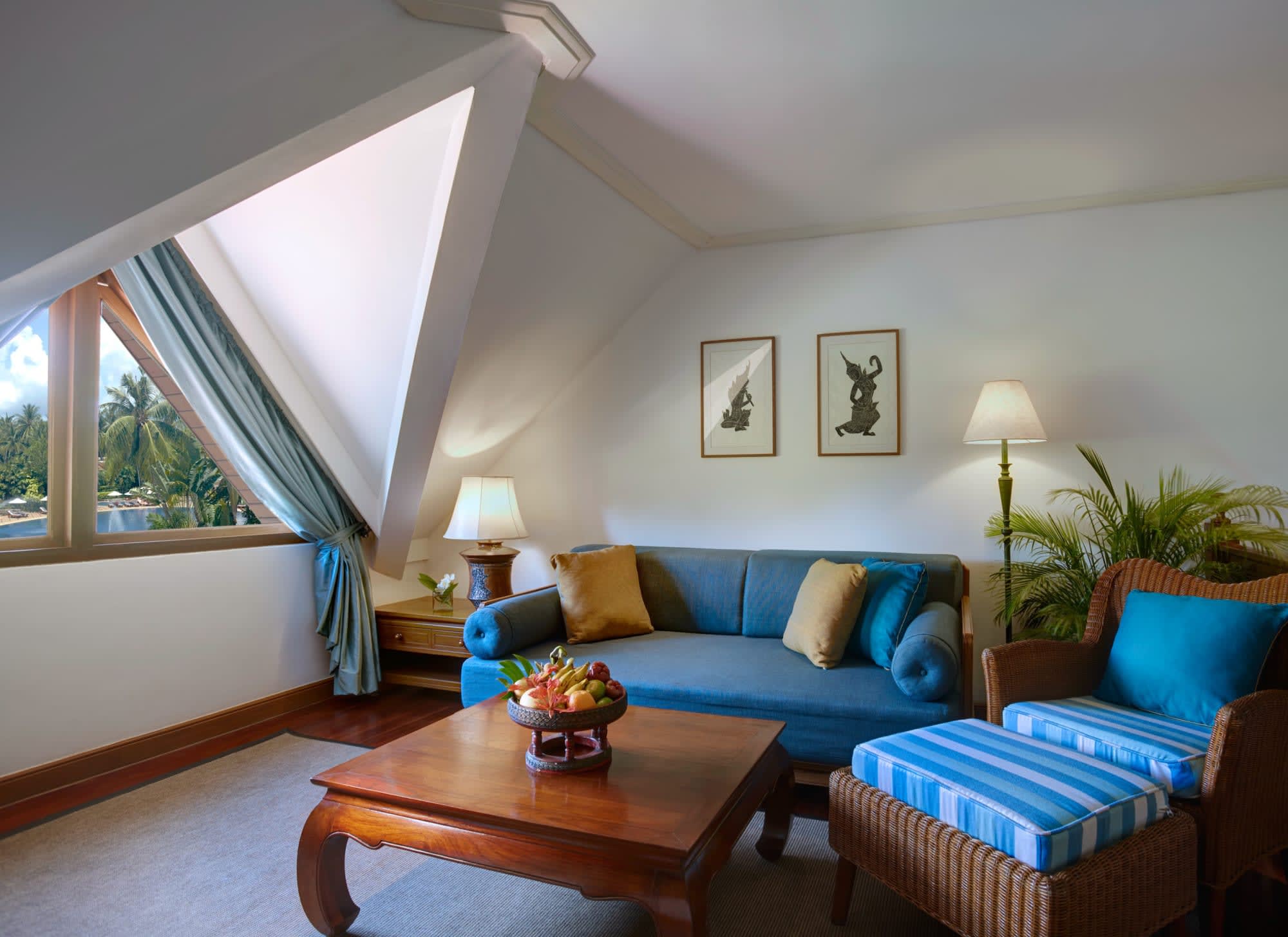 Santiburi Koh Samui in Ko Samui: Thailand Santiburi Koh Samui - Duplex Suite Wohnzimmer
