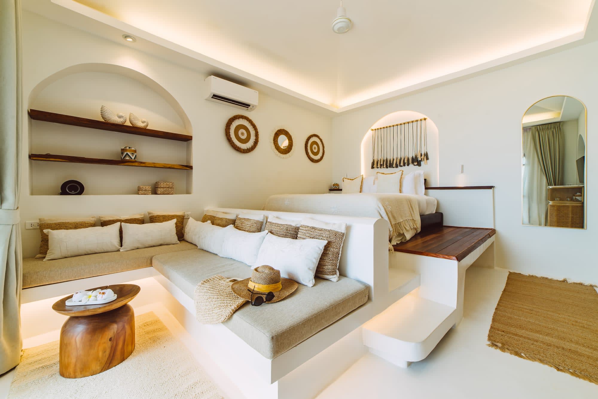 Zazen Boutique Resort & Spa in Ko Samui:  Ko Samui Zazen Beachfront Suite
