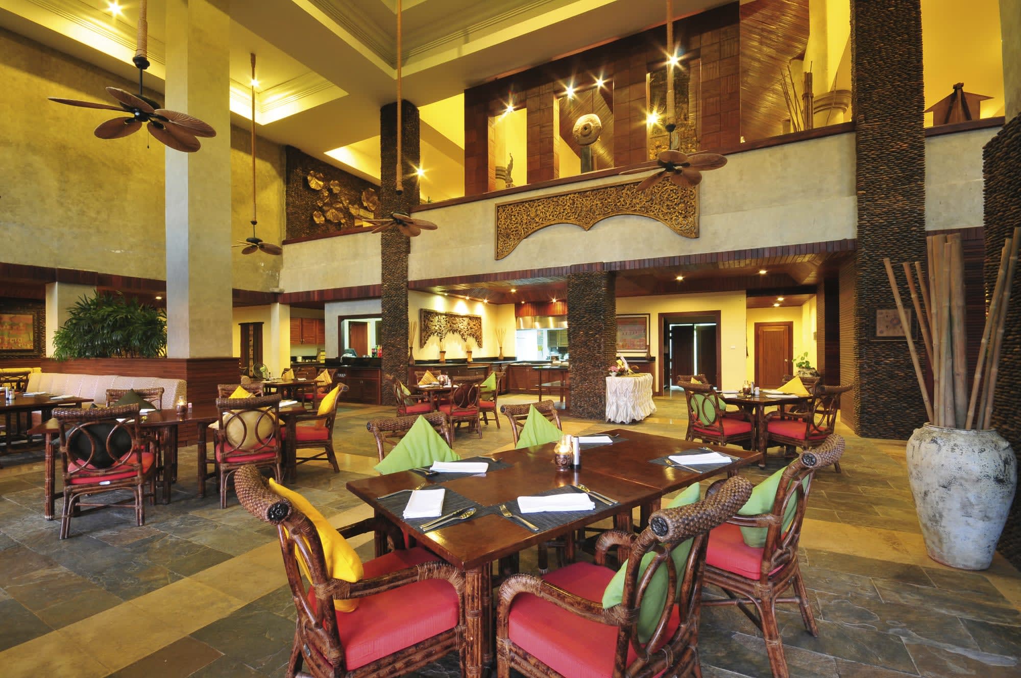 Katiliya Mountain Resort in Chiang Rai:  Chiang Rai Katiliya Mountain Resort Restaurant