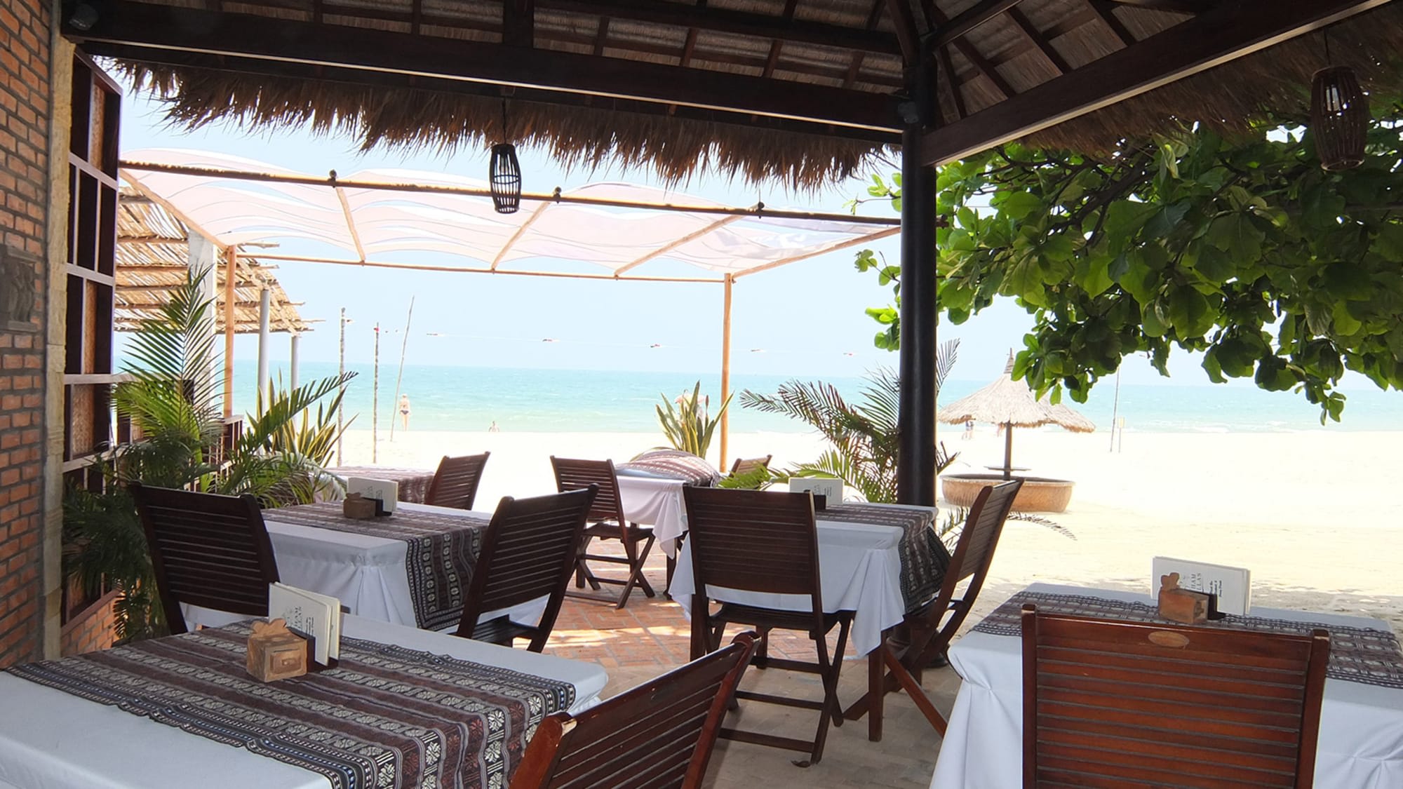 Cham Villas in Phan Thiet: Vietnam Cham Villas Restaurant Terrasse