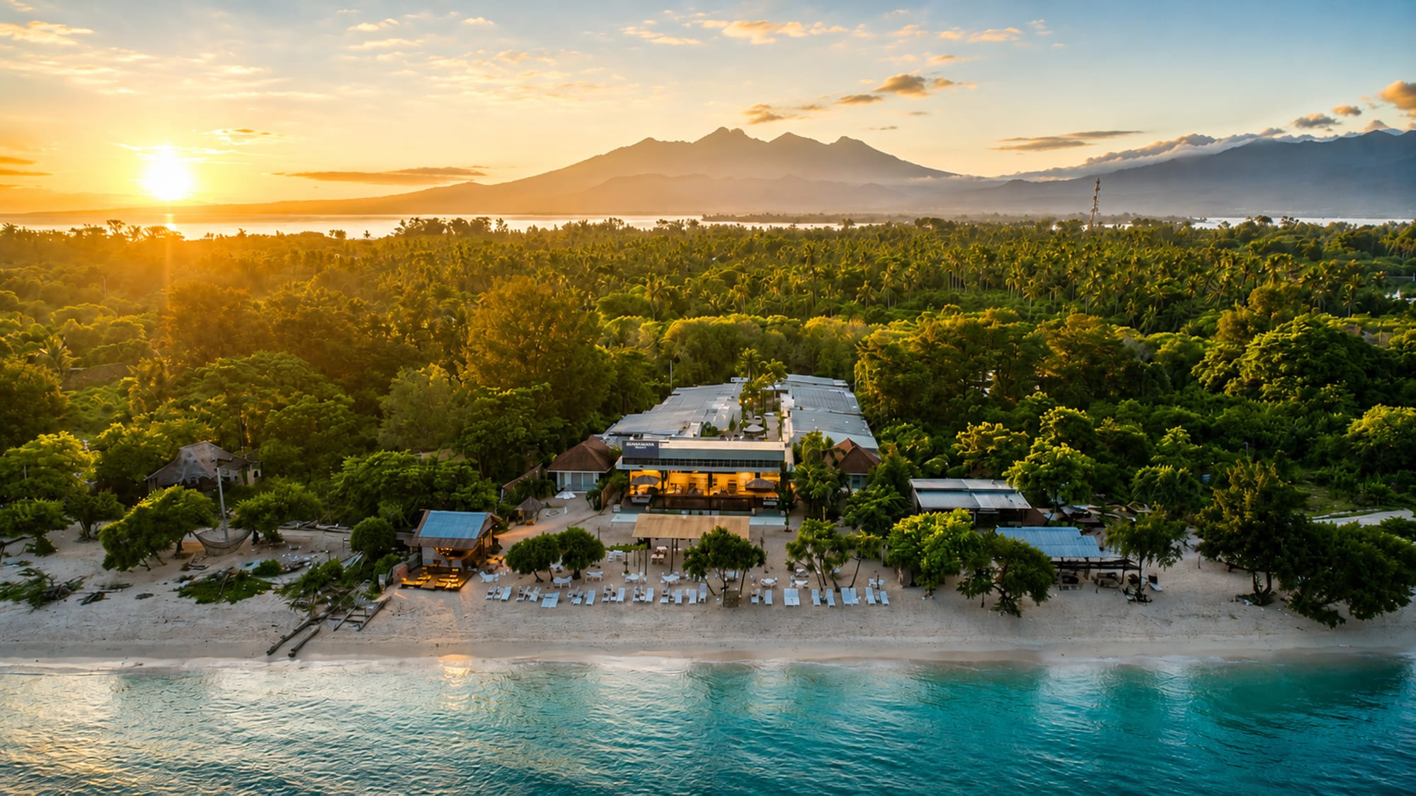 Mahamaya Resort in Gili: Strand (3)