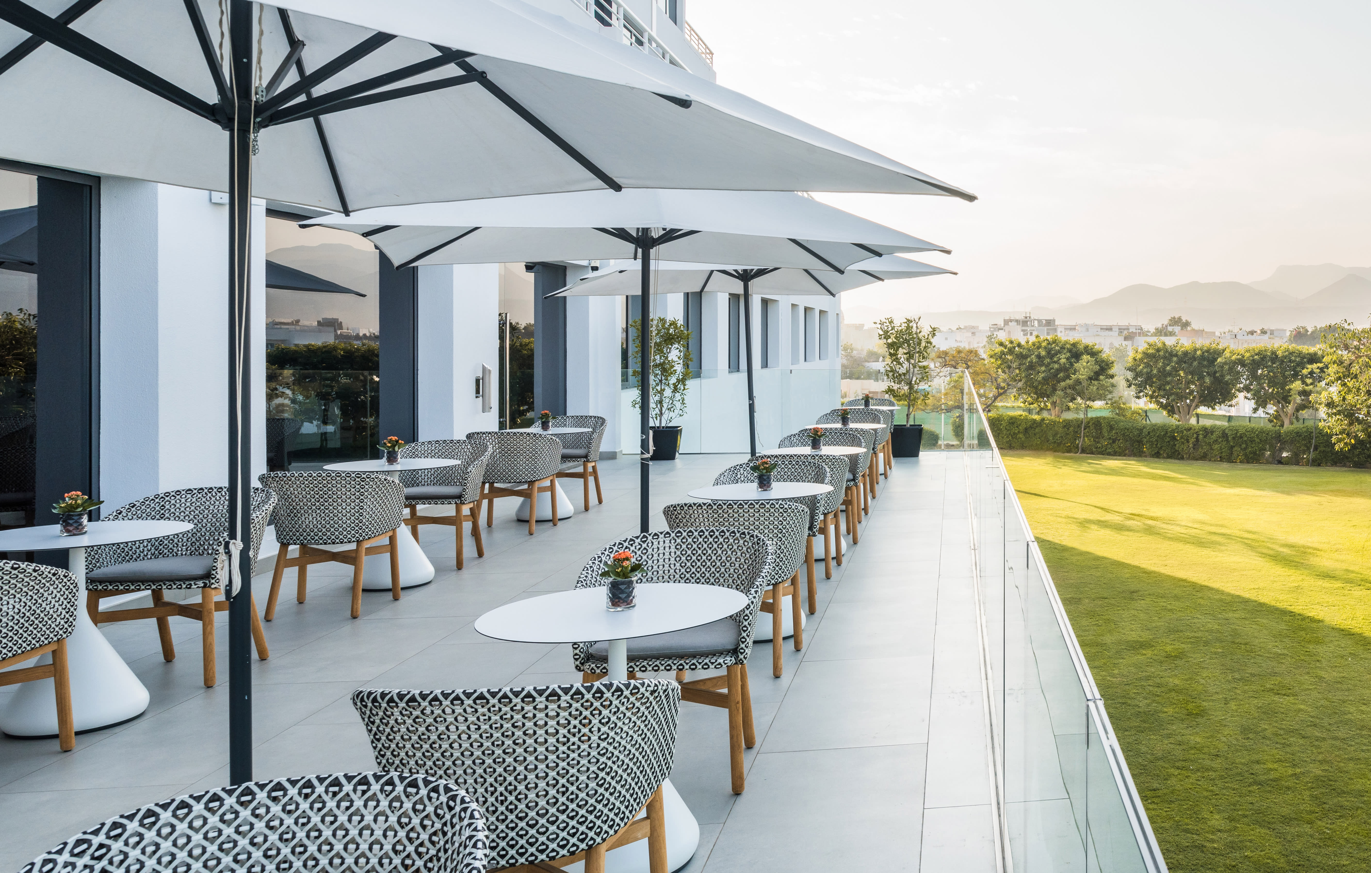Crowne Plaza Muscat: Muscat Crowne Plaza Muscat Qurum Tee Lounge