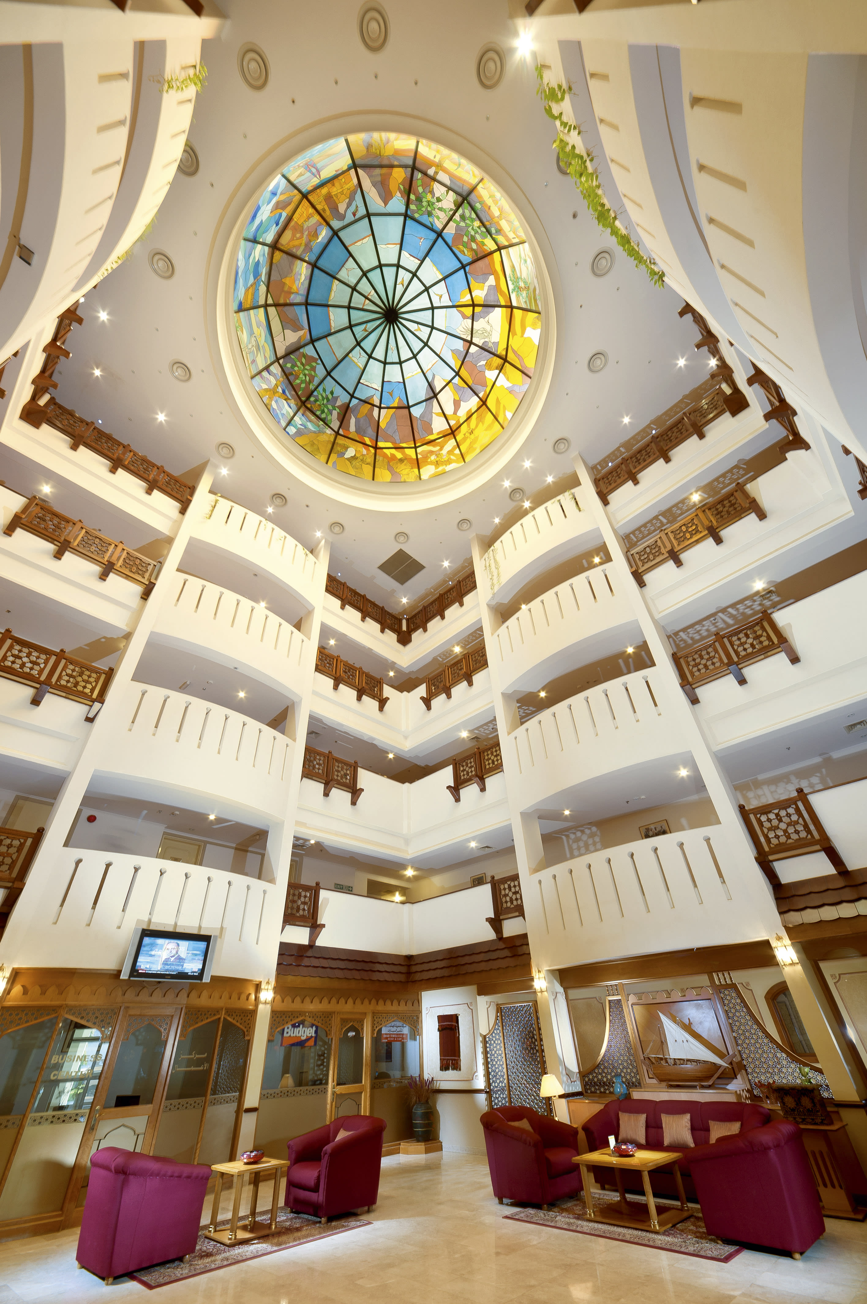 Best Western Sur in Küste: Sur Plaza Hotel Lobby