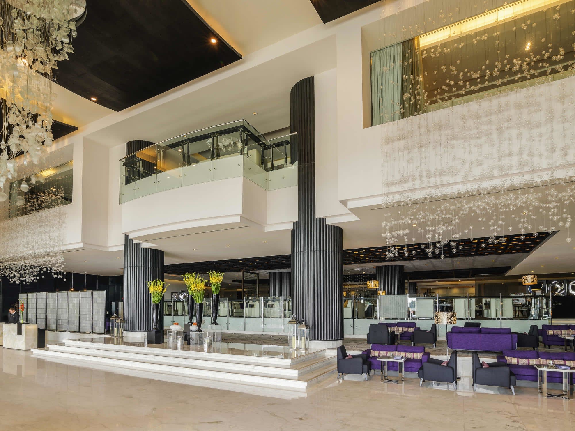 Sofitel Abu Dhabi Corniche: Sofitel Abu Dhabi Corniche - Lobby
