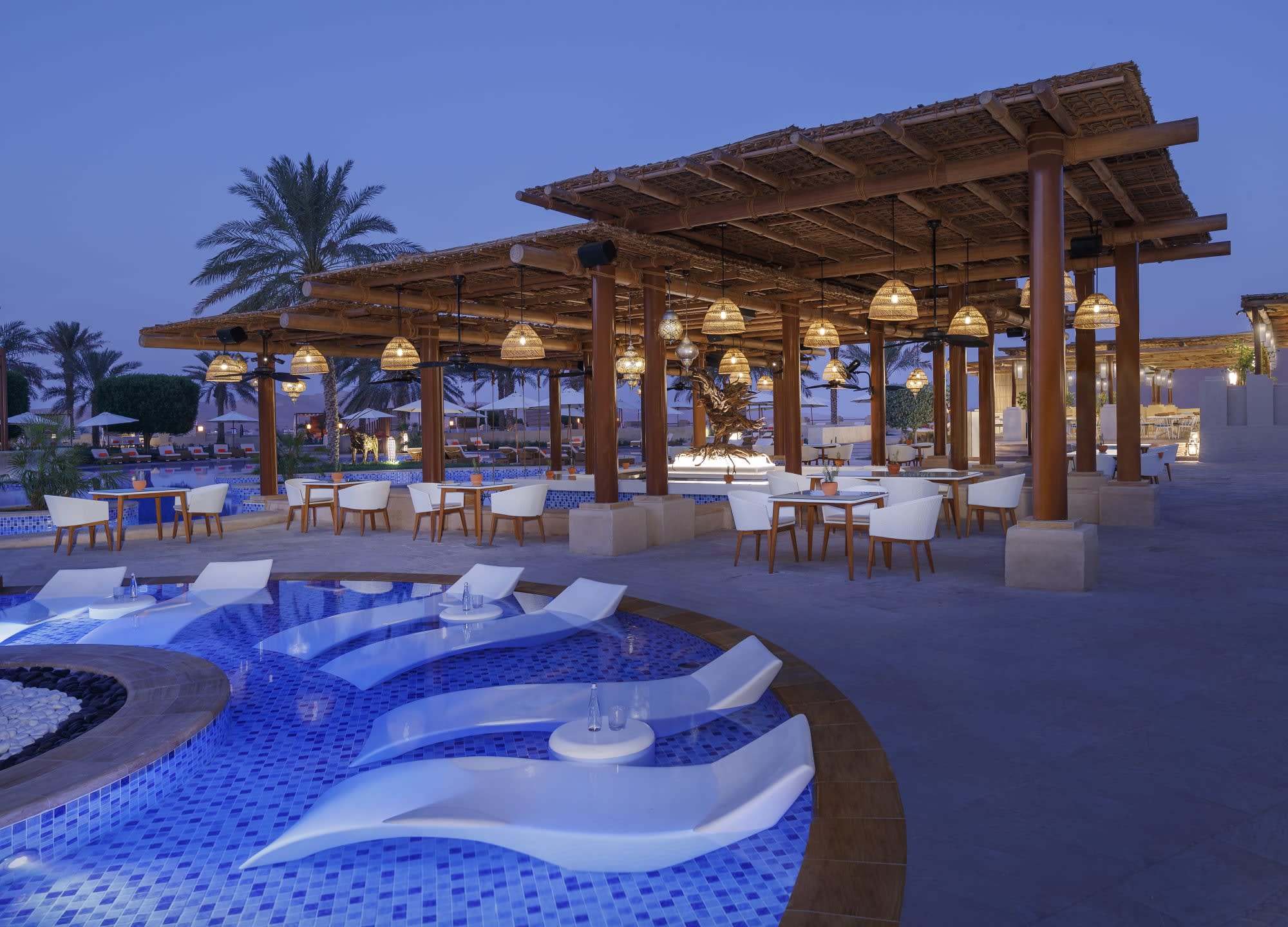 Anantara Qasr Al Sarab Desert Resort in Abu Dhabi: Anantara Qasr Al Sarab Desert Resort Restaurant Naseem