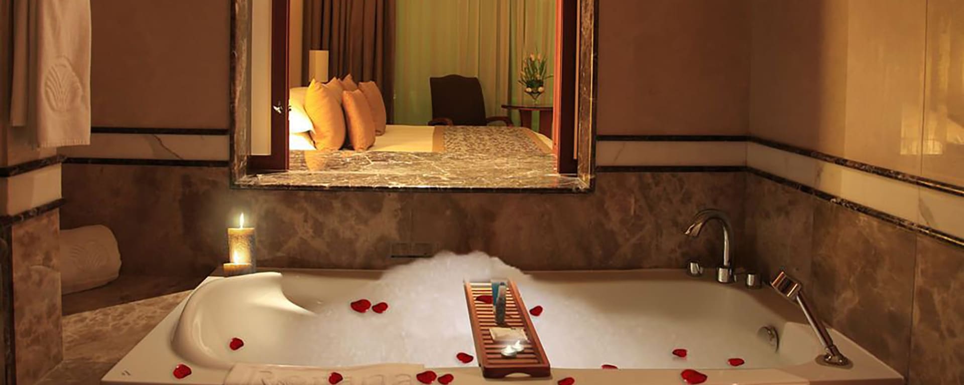 Al Ain Rotana Hotel: Al Ain Rotana Hotel Wohnbeispiel