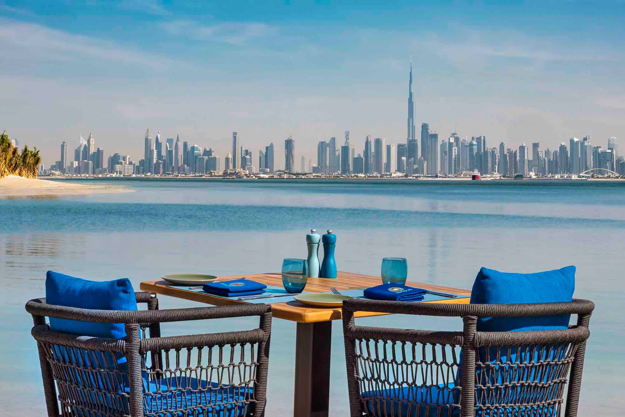 Anantara The Palm Dubai Resort:  Anantara The Palm Dubai Resort Restaurant Helios