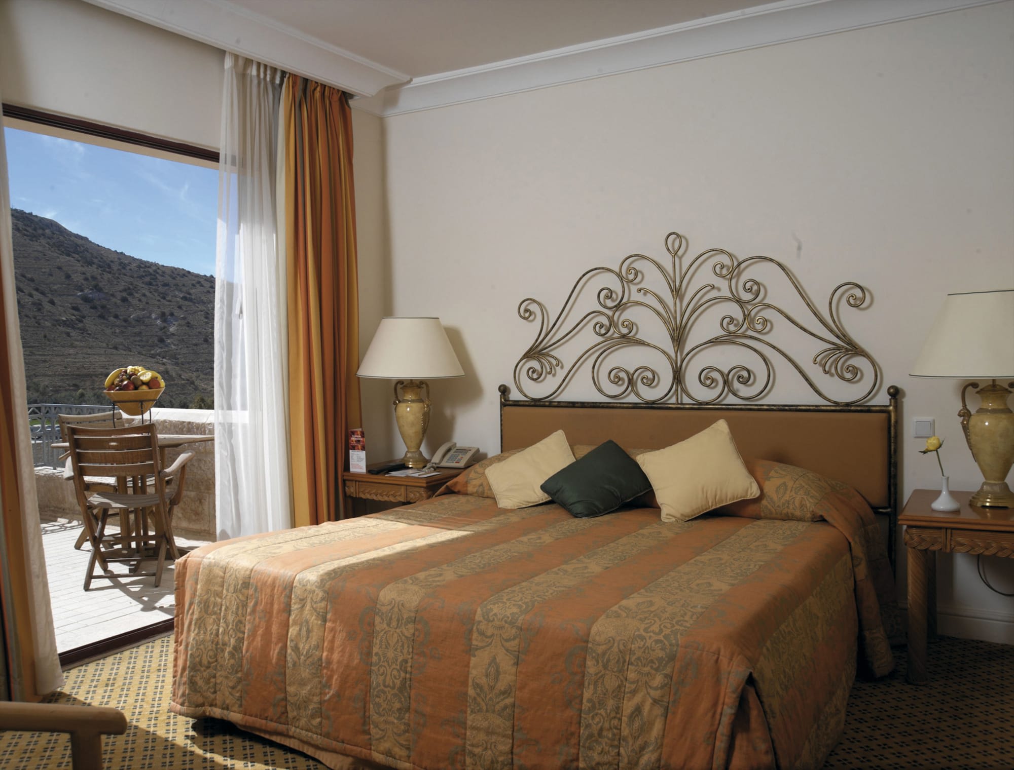 Mövenpick Resort Petra: Mövenpick Resort Petra Wohnbeispiel