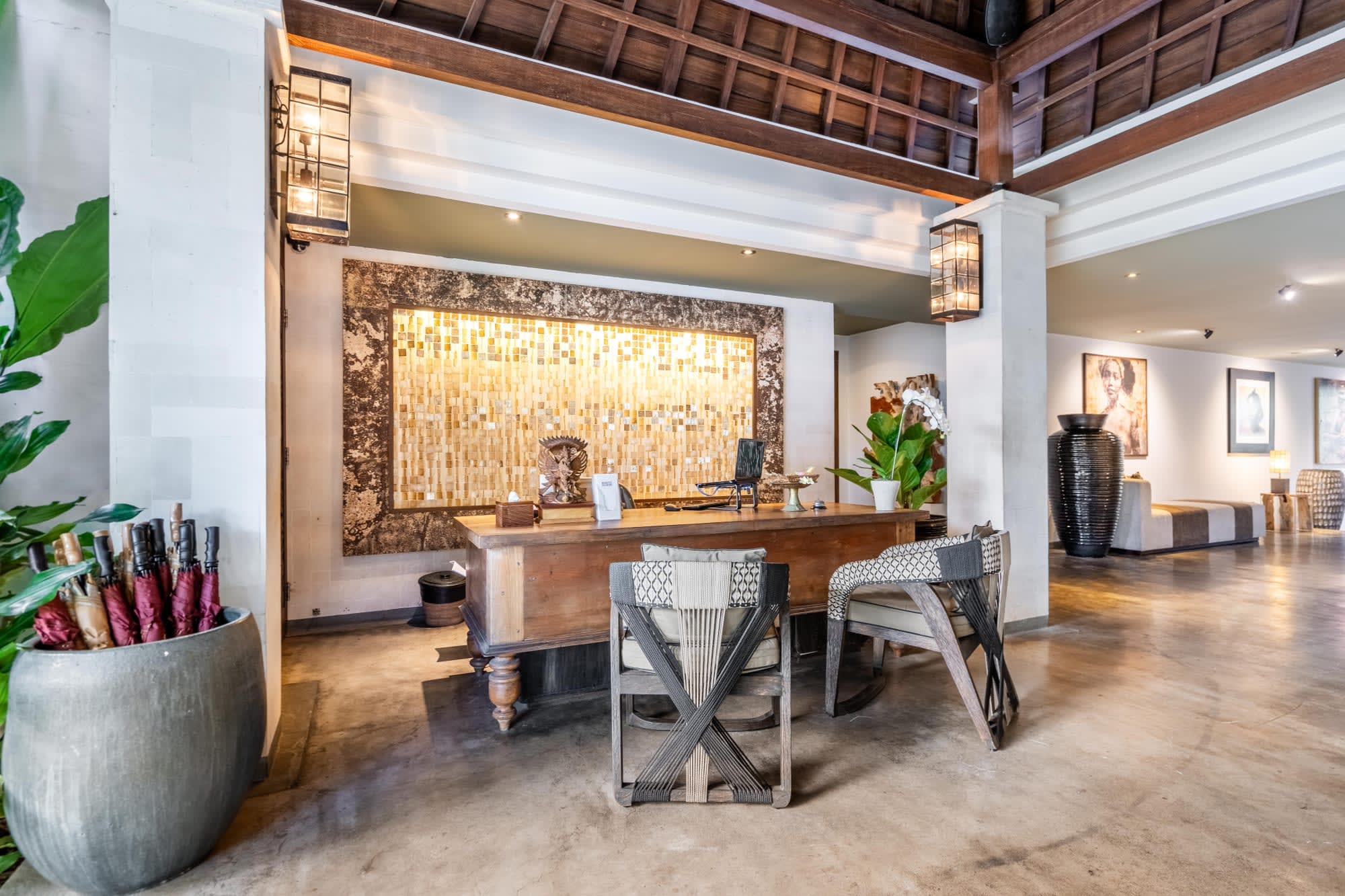 Kejora Suites in Süd-Bali:  Indonesien Bali Kejora Suites Rezeption 