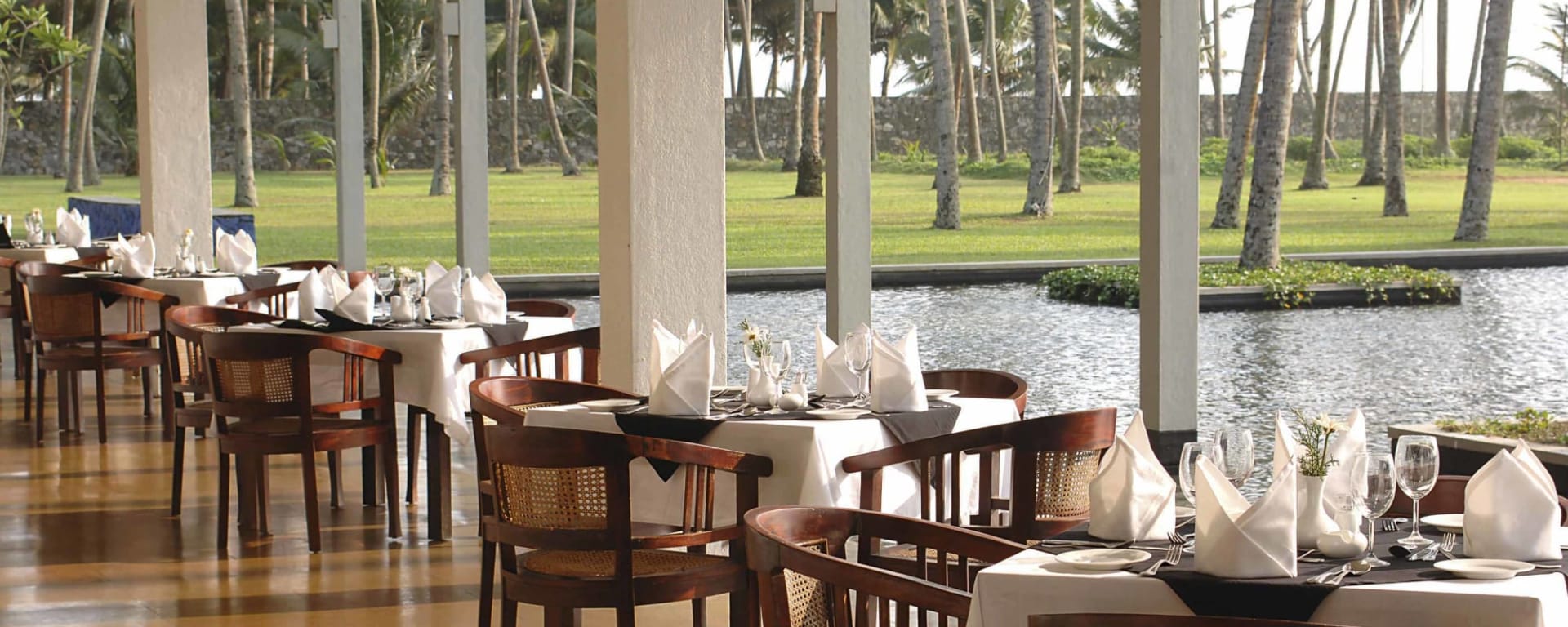 The Blue Water in Westküste: Sri Lanka The Blue Water Restaurant