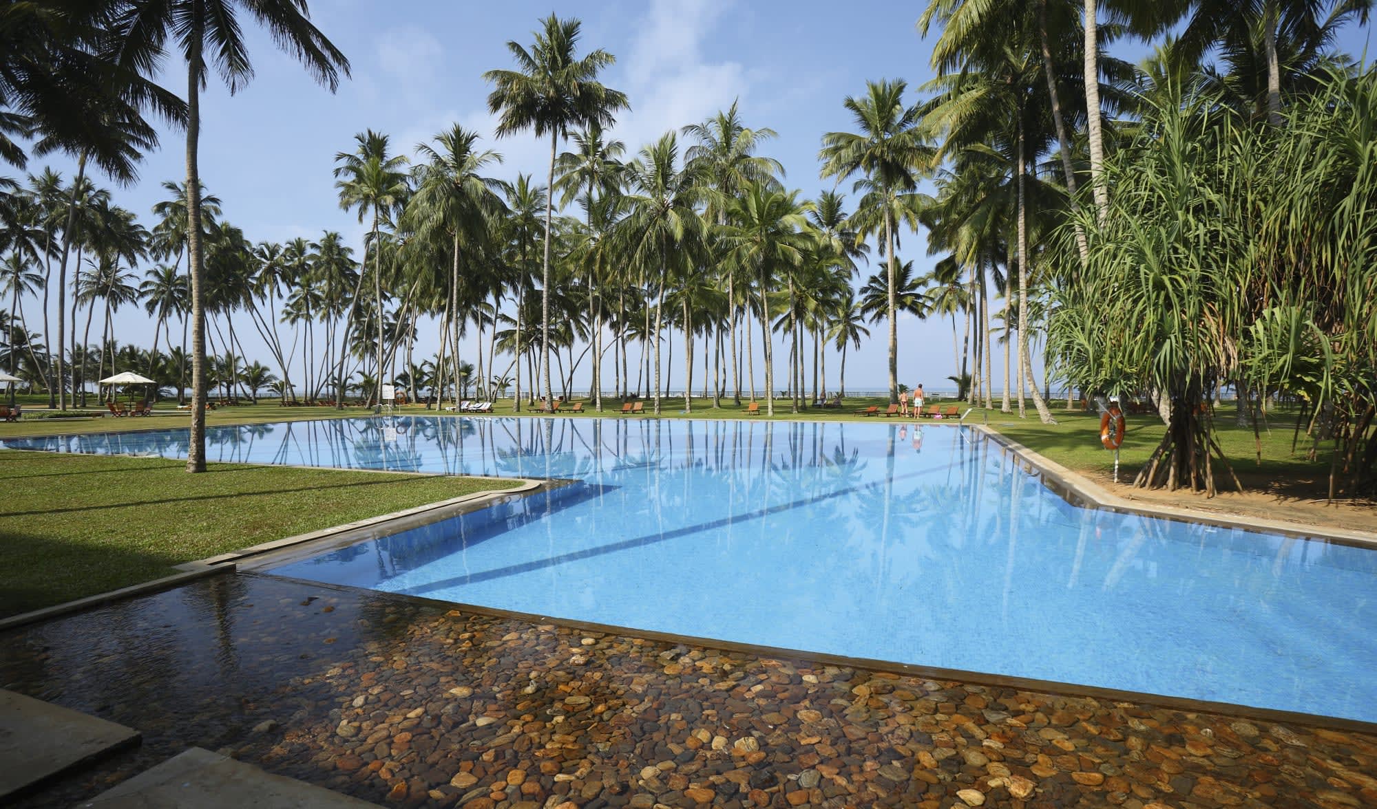 The Blue Water in Westküste: Sri Lanka The Blue Water Pool