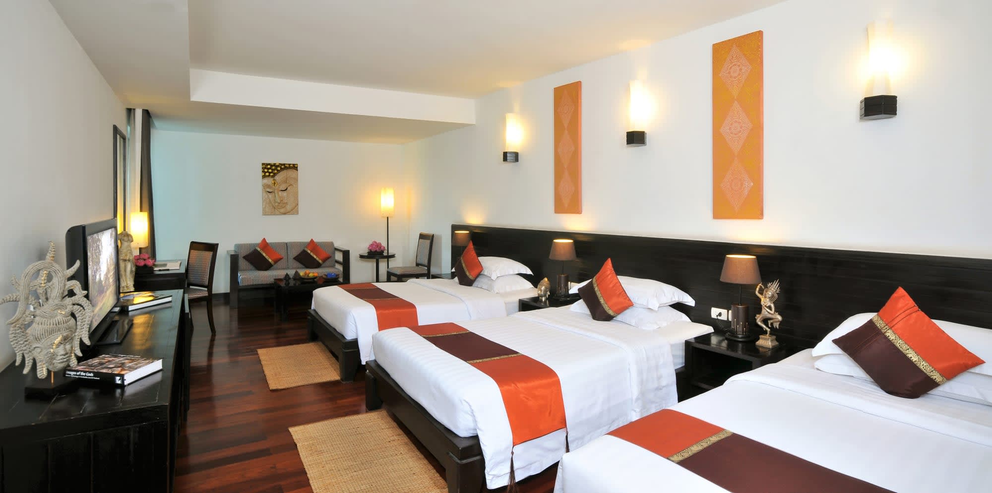 Tara Angkor Hotel in Siem Reap:  Tara Angkor Hotel Superior Dreibettzimmer