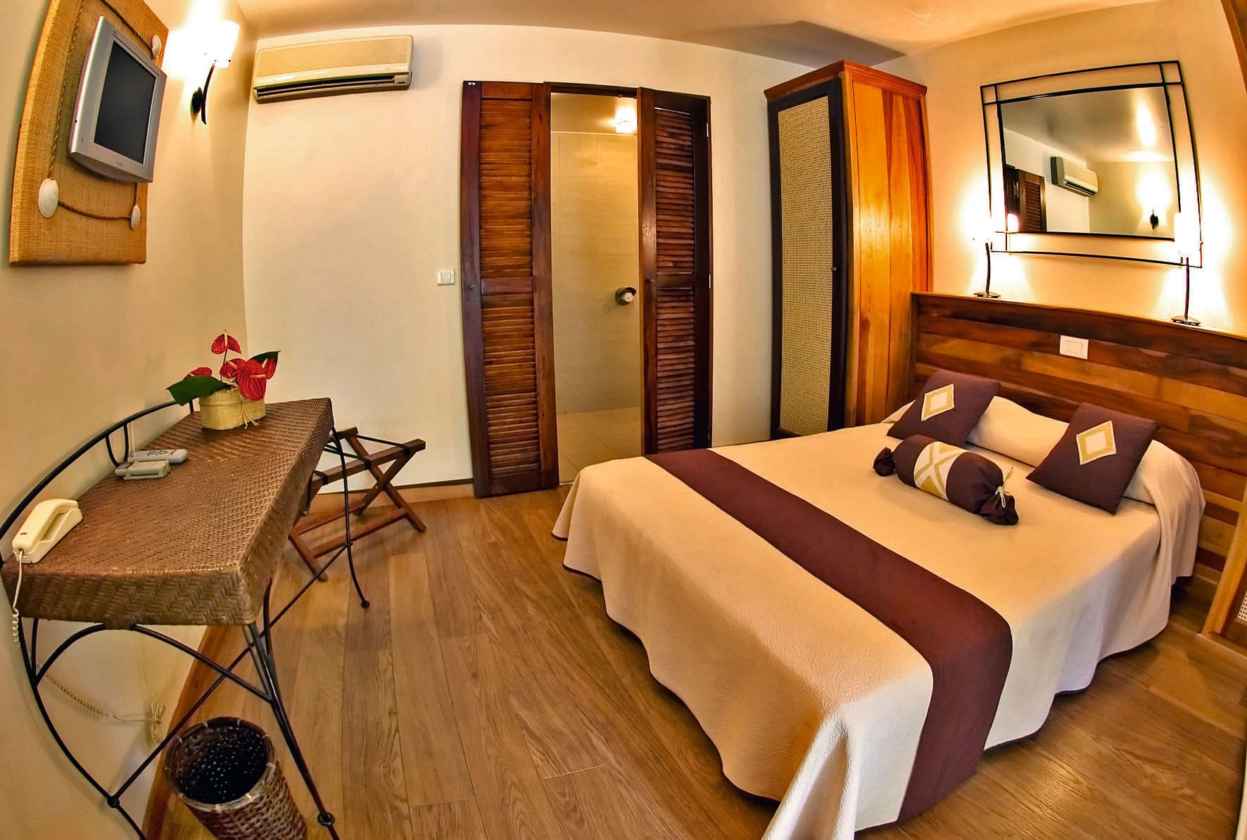 Iloha Seaview Hotel in Küstenregion: Iloha Seaview Hotel Wohnbeispiel