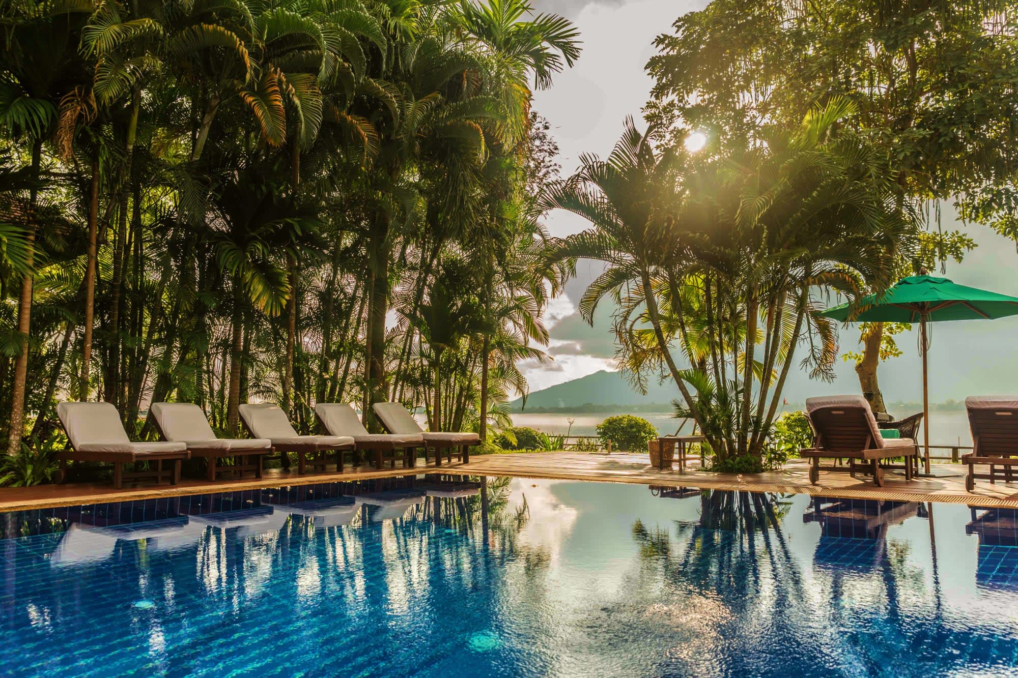 La Folie Lodge Resort in Pakse:  Pakse La Folie Lodge Pool