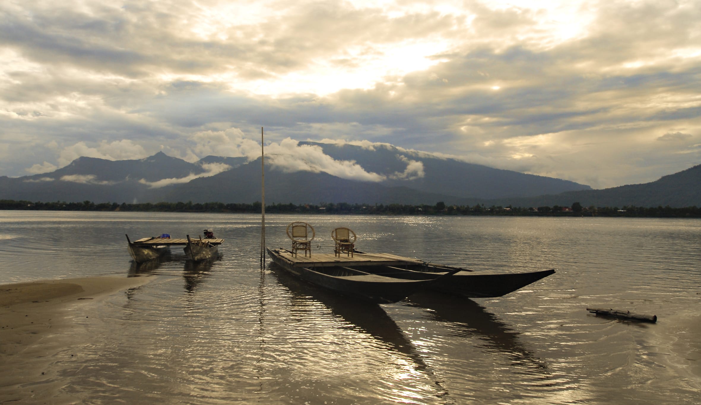 La Folie Lodge Resort in Pakse:  Pakse La Folie Lodge Resort