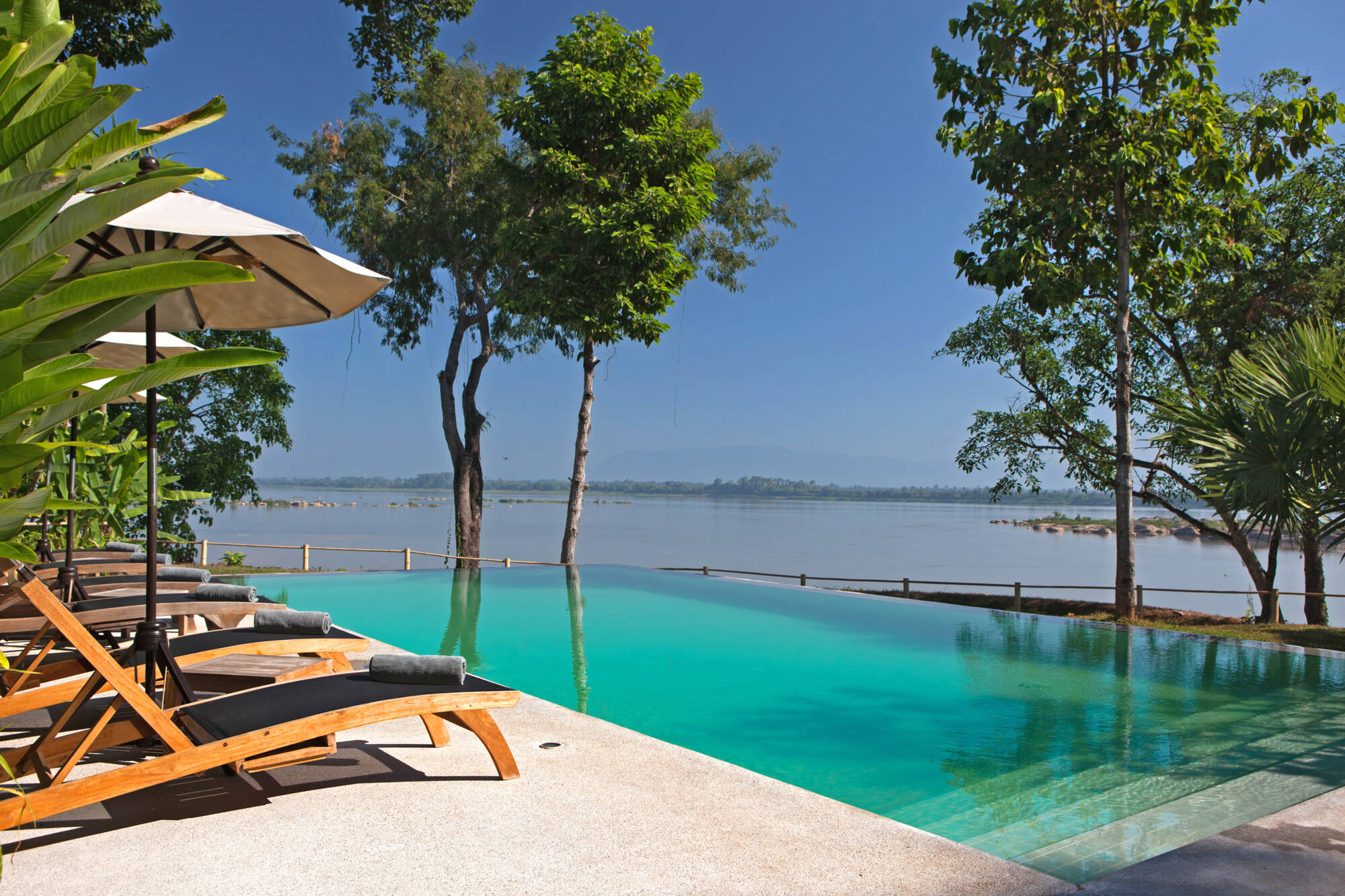 The River Resort in Pakse: Champasak The River Resort Pool