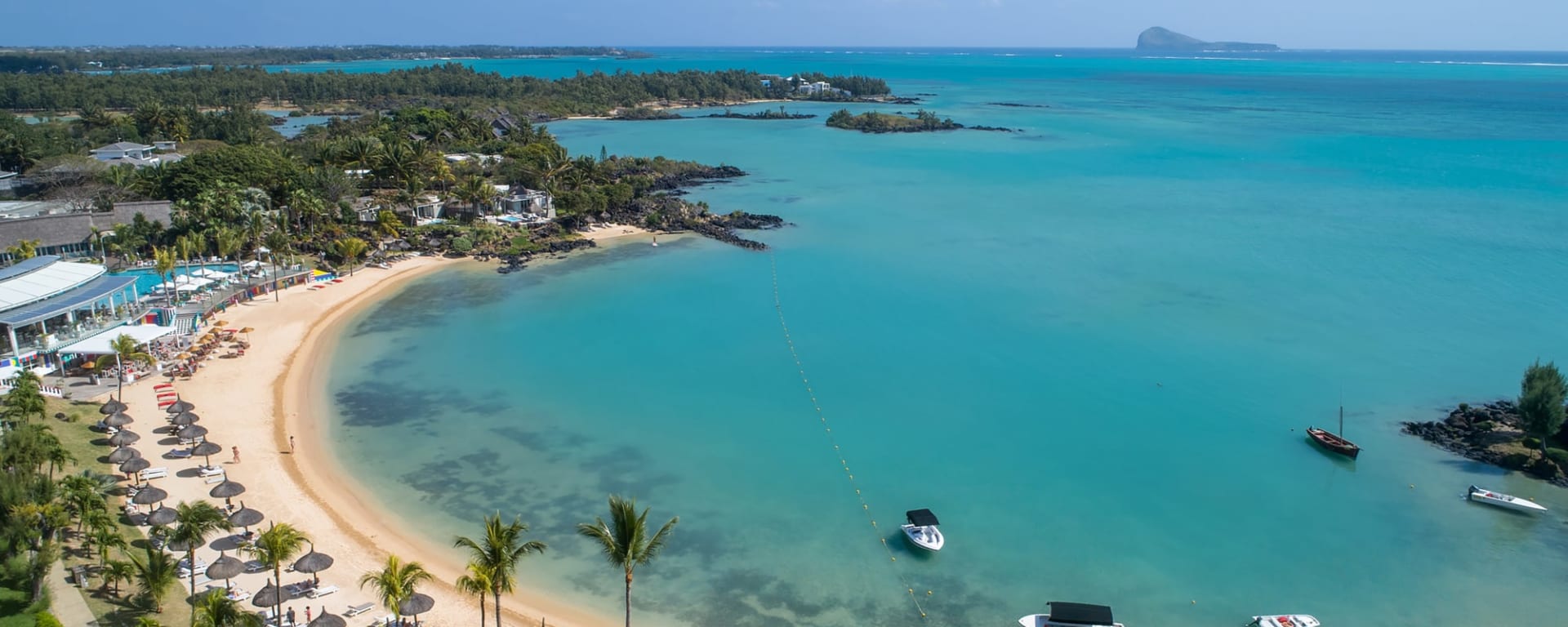 LUX* Grand Gaube in Nord | Nordwesten:  Mauritius LUX Grand Gaube Strand