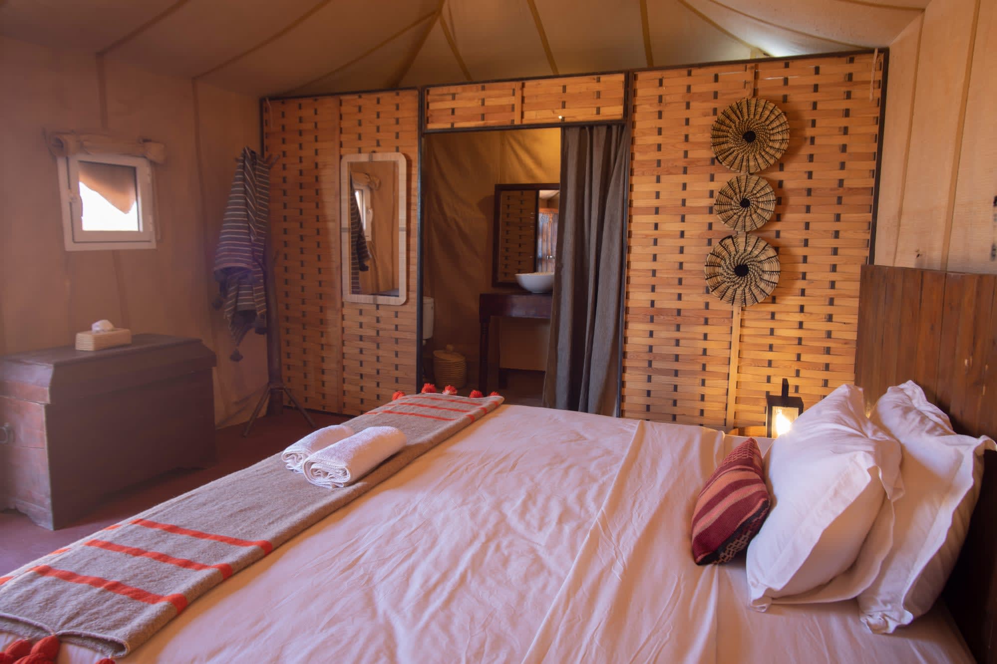 Torza Sahara Erg Chegaga Luxury Camp in Sahara Wüste | Drâa-Tal:  Marokko Sahara Erg Chegaga Luxury Camp - Wohnbeispiel