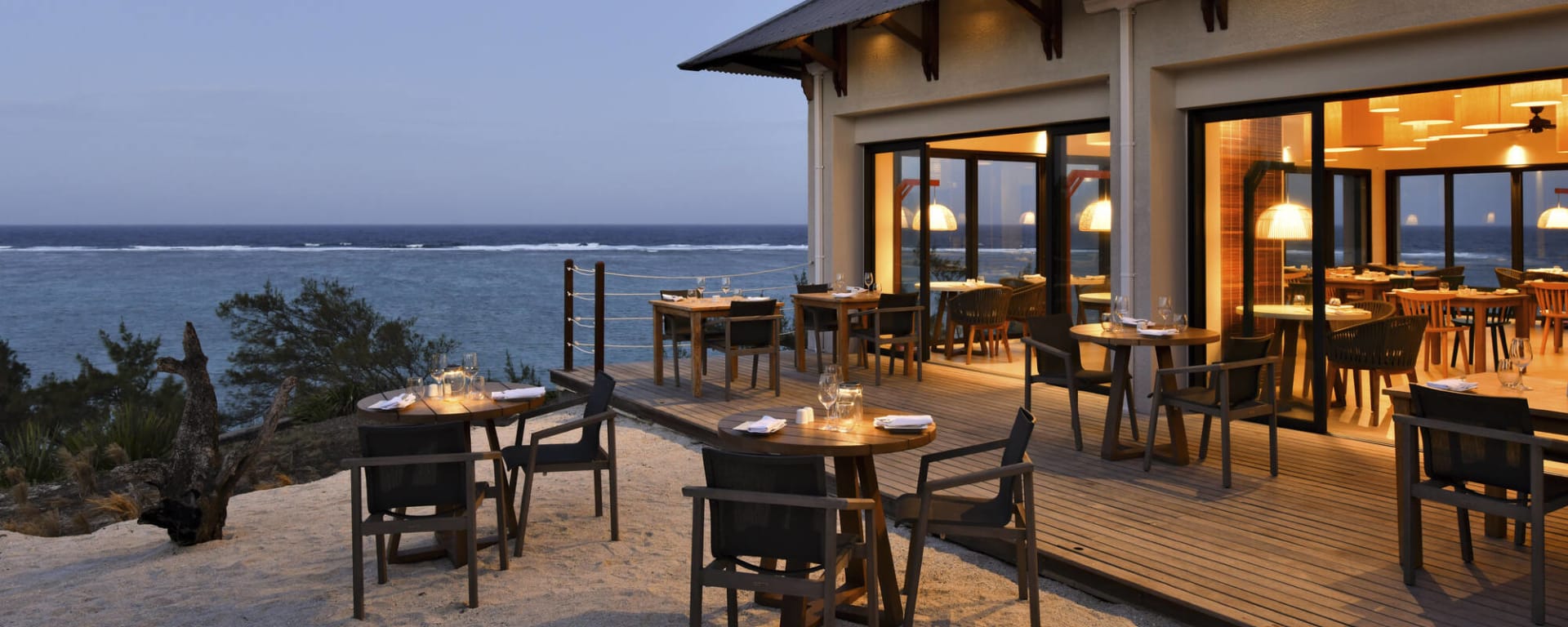 Constance Tekoma Rodrigues: Constance Tekoma Rodrigues - Restaurant