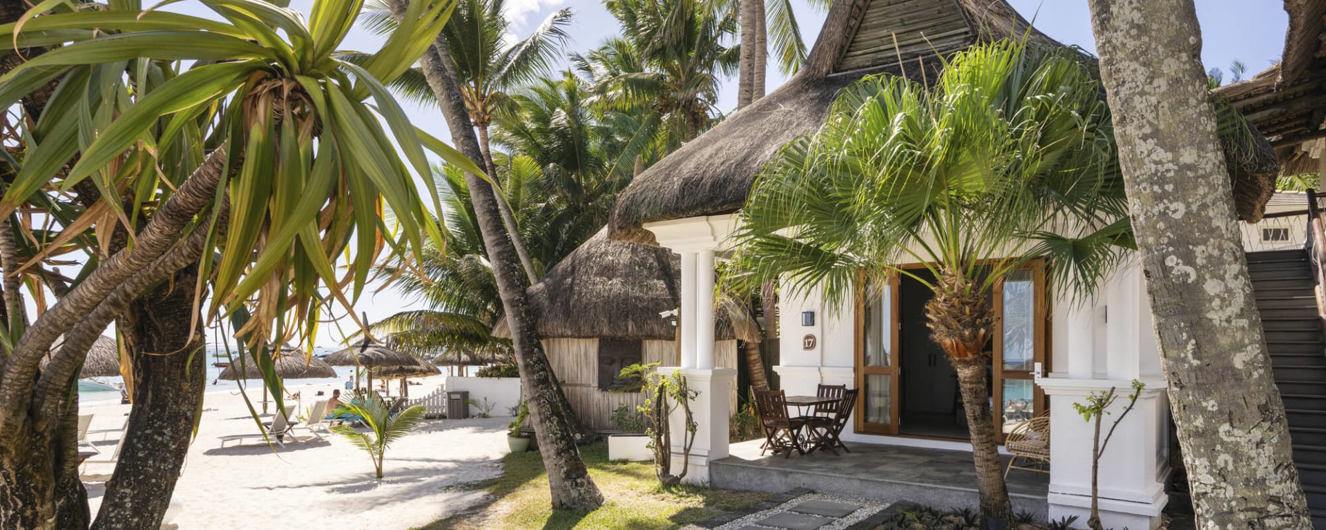 Constance Sakoa Boutik Mauritius in Nord | Nordwesten:  Mauritius Constance Sakoa Boutik - Deluxe Beachfront Suite