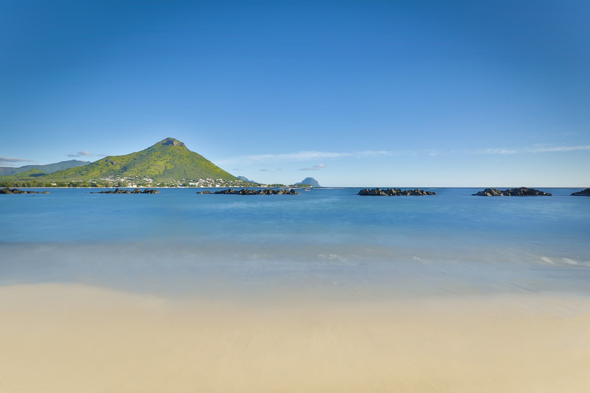 Sands Suites Resort & Spa in Süd | Südwesten:  Mauritius Sands Suites Resort and Spa Strand