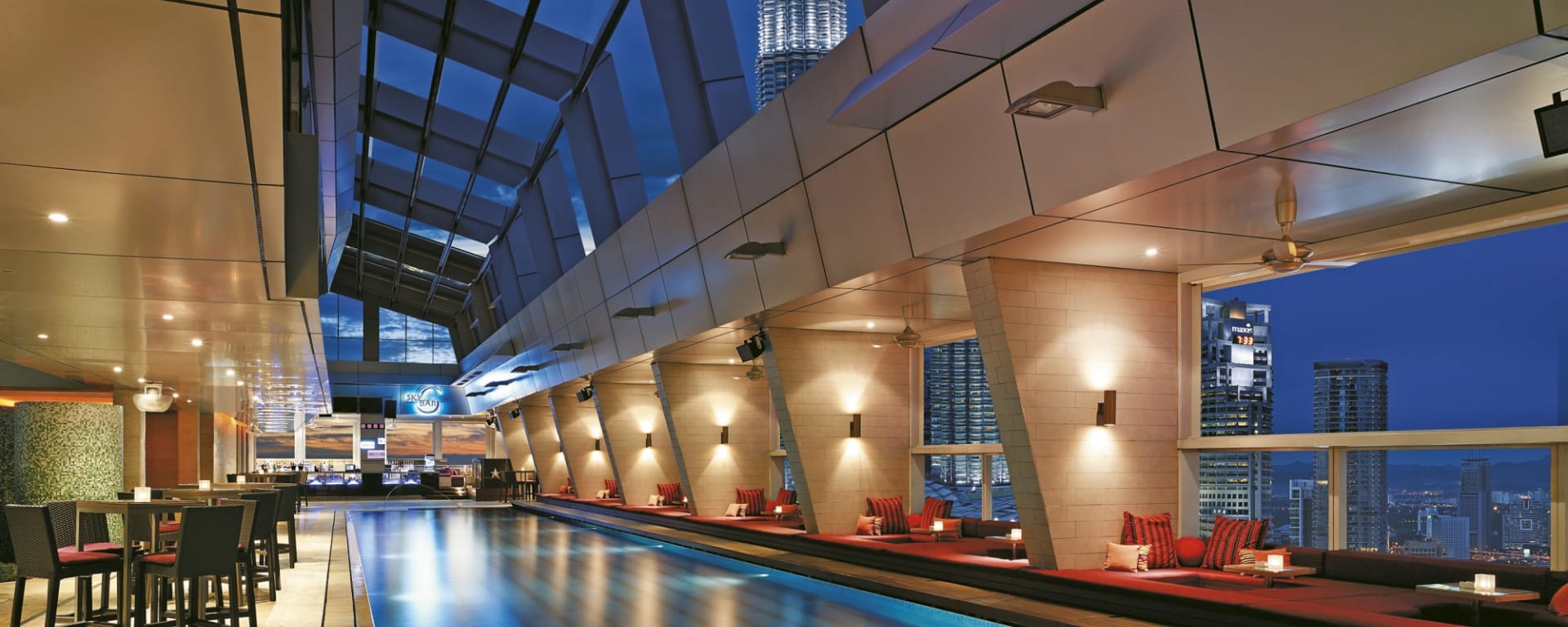 Traders Hotel Kuala Lumpur:  Traders Hotel Kuala Lumpur Traders Bar