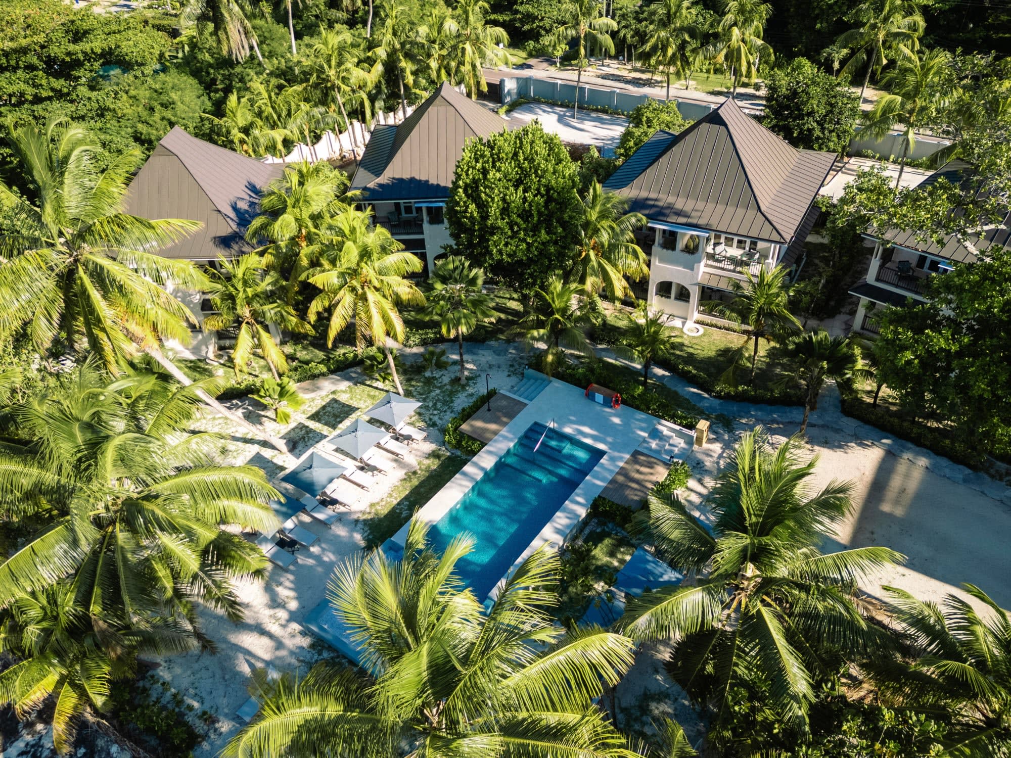Indian Ocean Lodge in Praslin:  Praslin Indian Ocean Lodge 