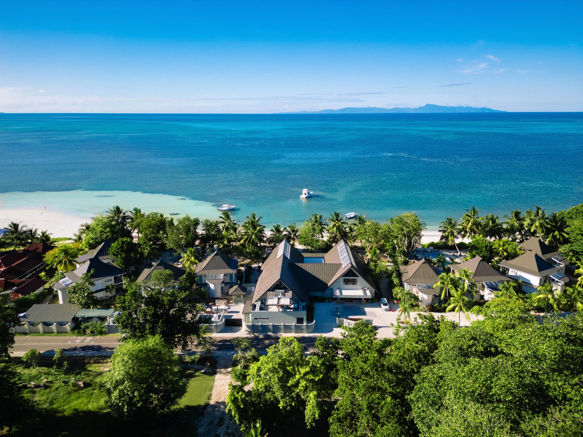Indian Ocean Lodge in Praslin:  Praslin Indian Ocean Lodge 