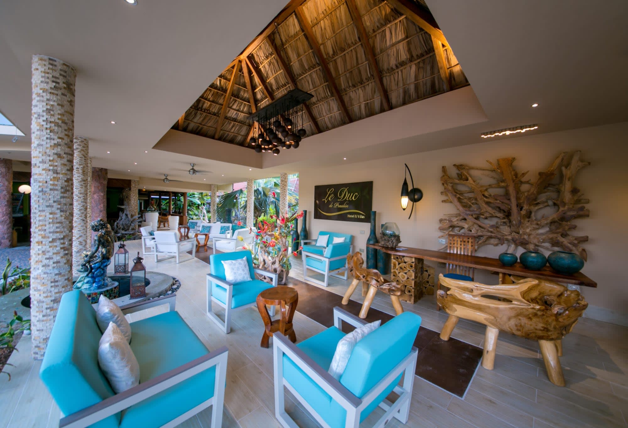 Le Duc de Praslin & Villas: Le Duc de Praslin and Villas - Lobby