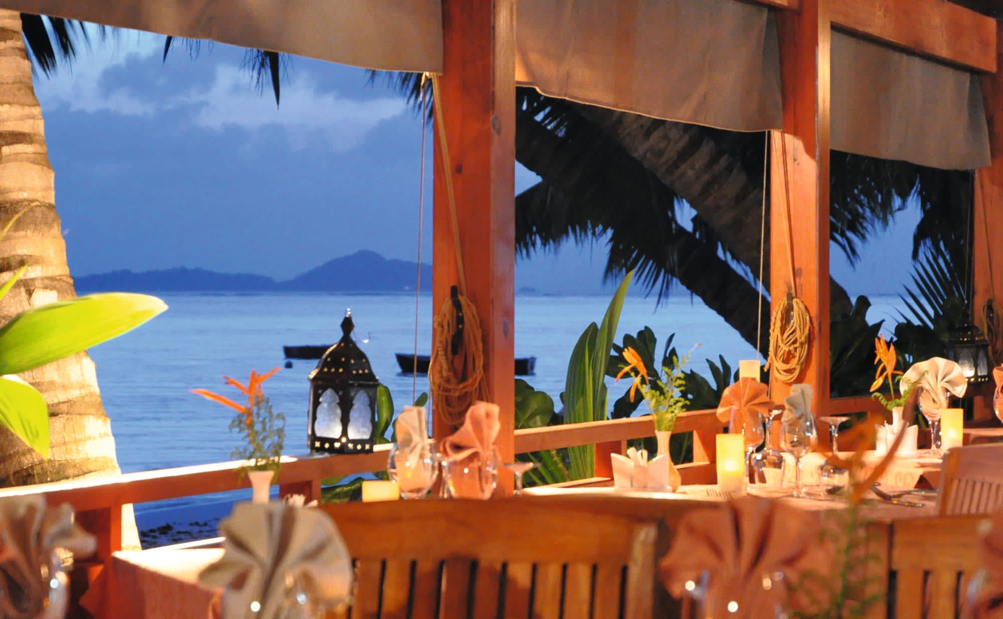 Villas de Mer Hotel in Praslin: Seychellen Villas de Mer Hotel Restaurant