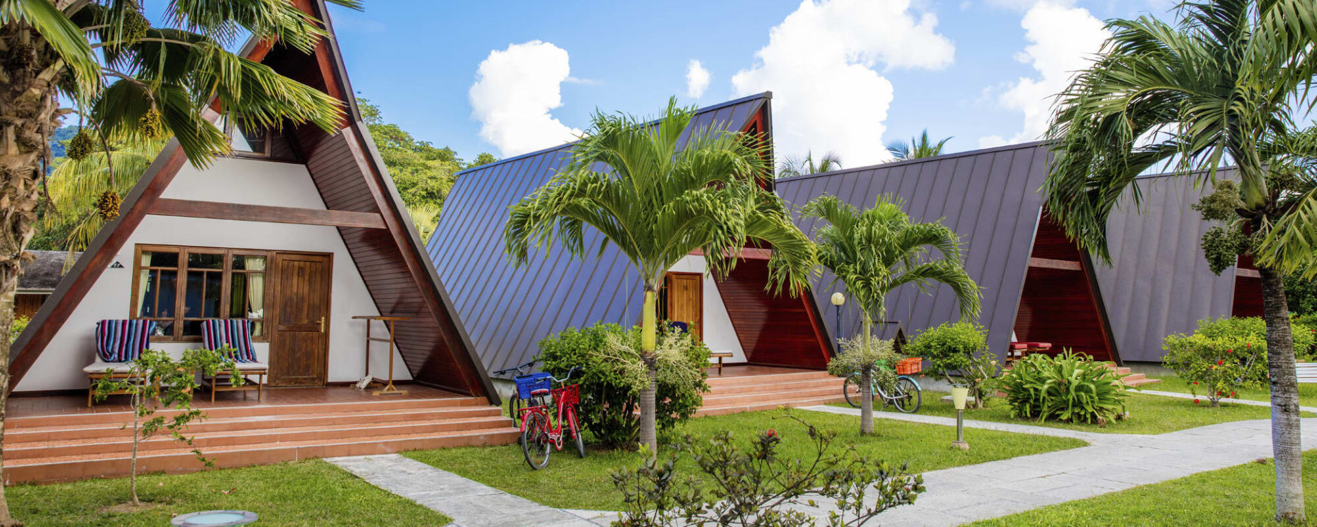 La Digue Island Lodge: La Digue Island Lodge Exterior