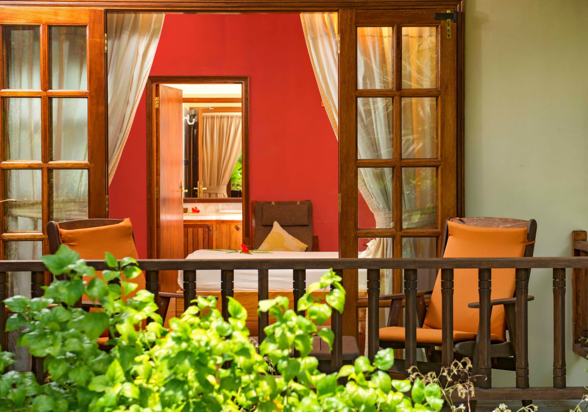 Cote d`Or Chalets in Praslin: Cote d Or Chalets Terrasse
