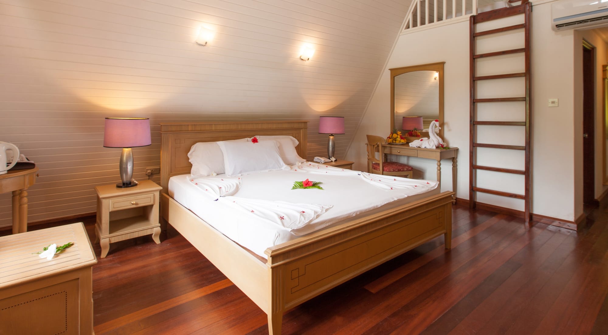 La Digue Island Lodge: Seychellen La Digue Island Lodge Beach Chalet