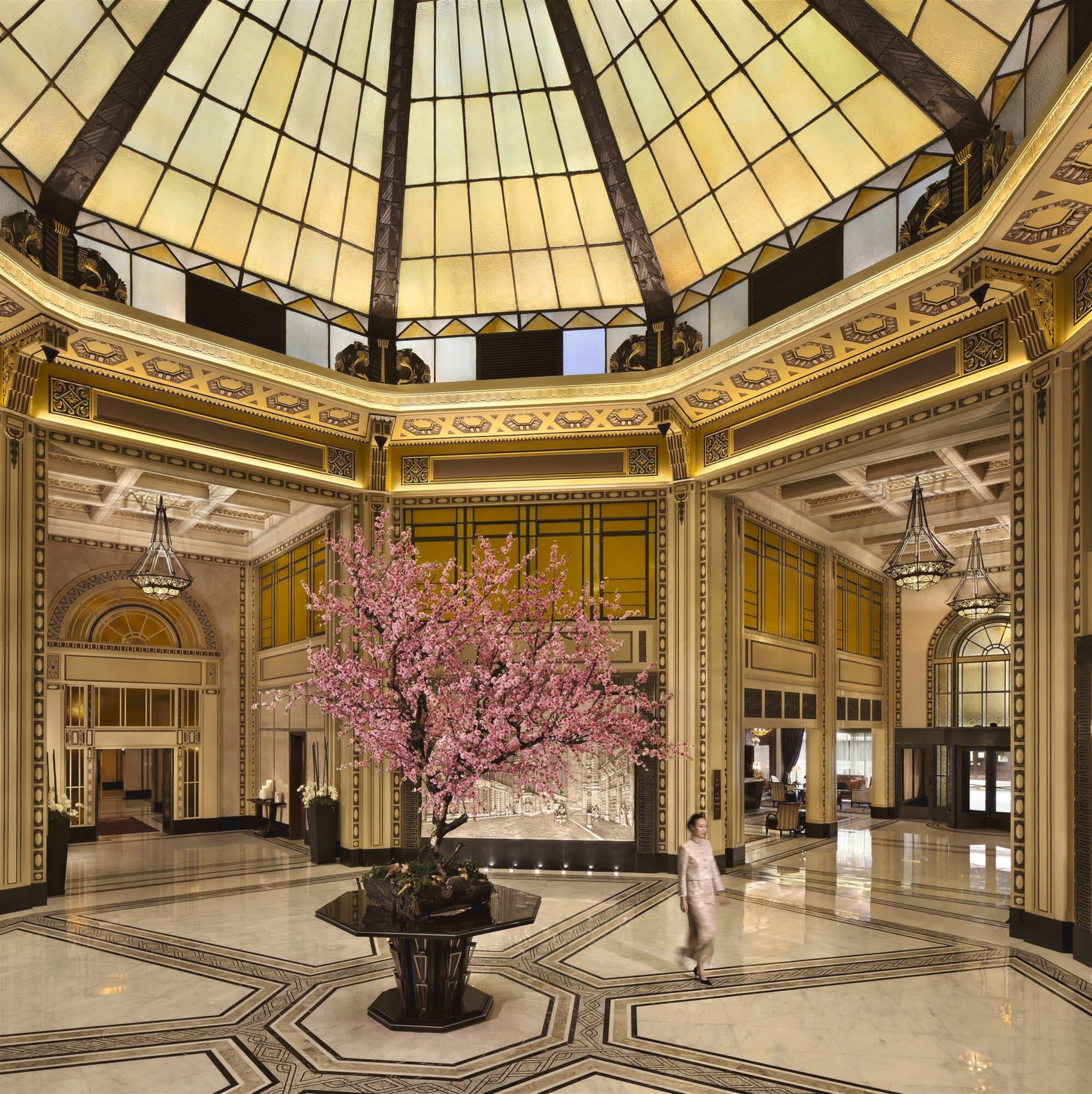 Fairmont Peace Hotel in Shanghai: China Shanghai Fairmont Peace Hotel - Lobby