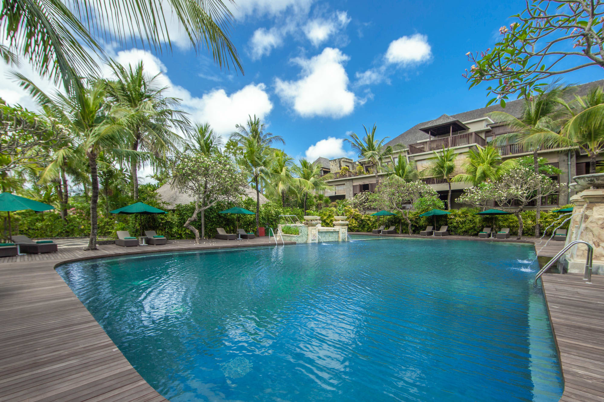 Legian Beach Hotel in Süd-Bali: Legian Beach Frangipani Swimming Pool