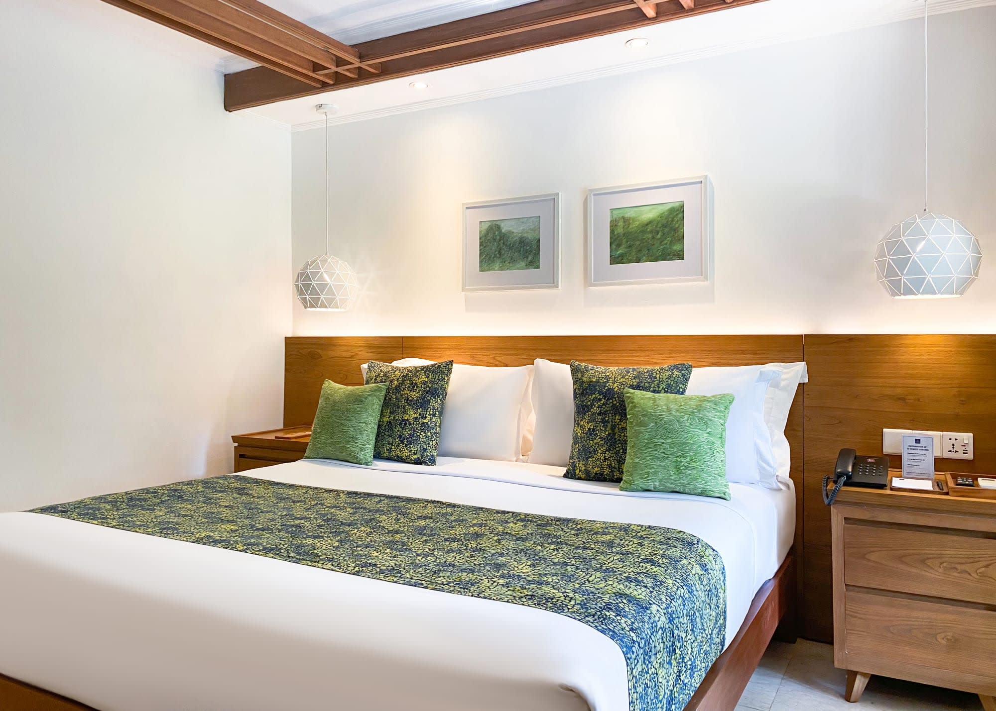Legian Beach Hotel in Süd-Bali: Legian Beach Deluxe Garten Bungalow