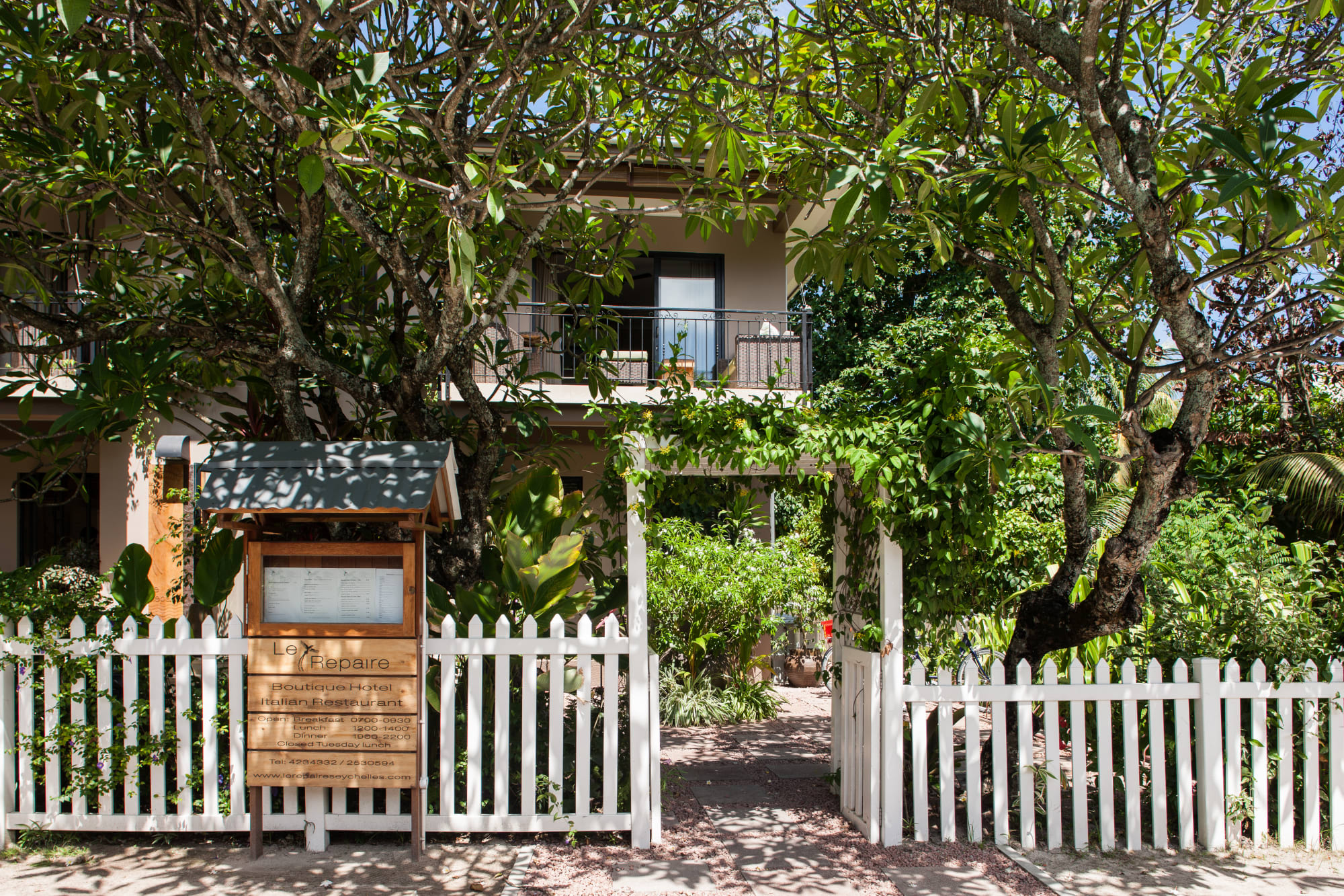 Le Repaire Boutique Hotel in La Digue:  Le Repaire Boutique Hotel