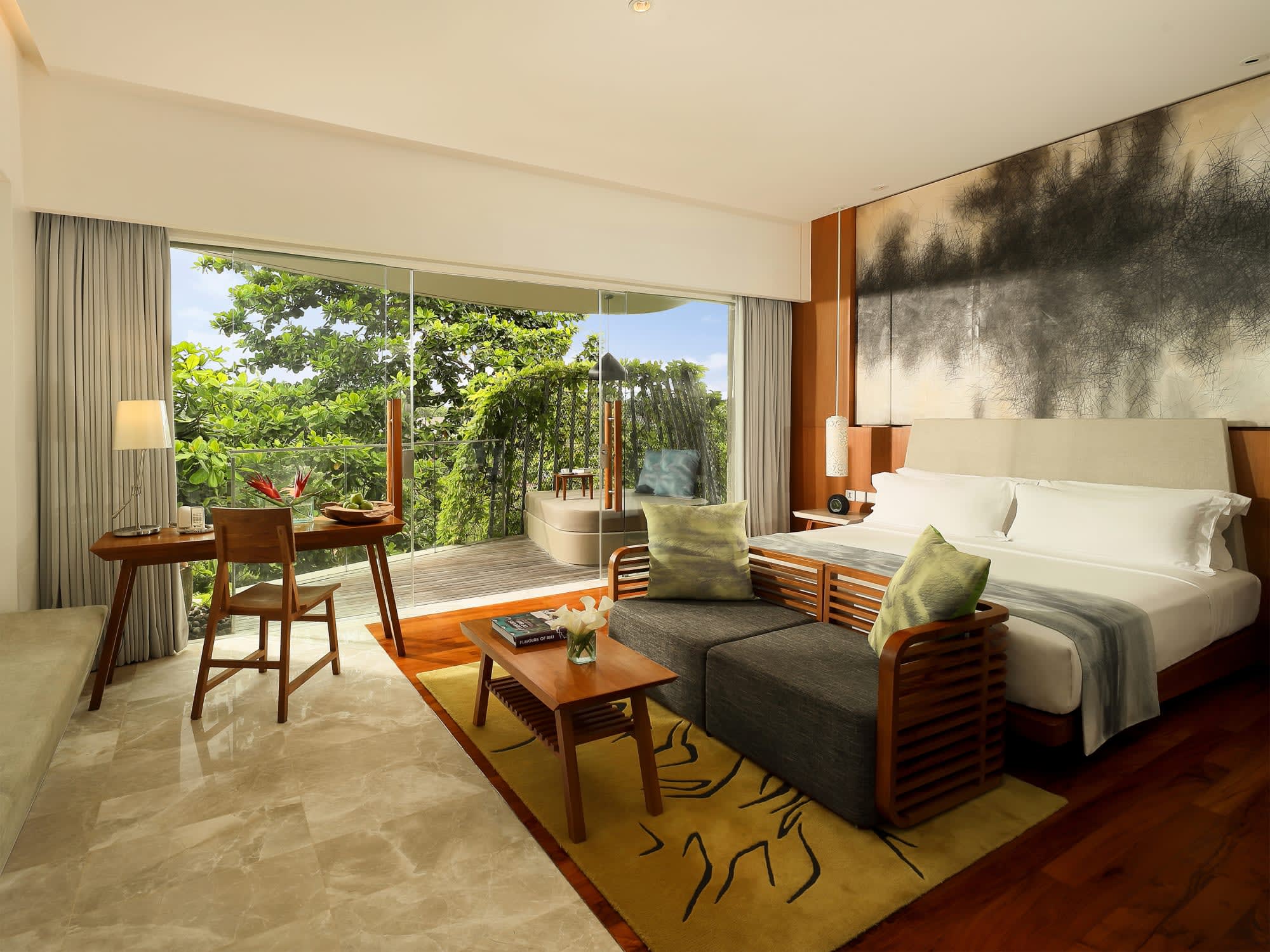 Maya Sanur Resort & Spa in Süd-Bali: Maya Sanur Resort and Spa Impressive Nest Suite