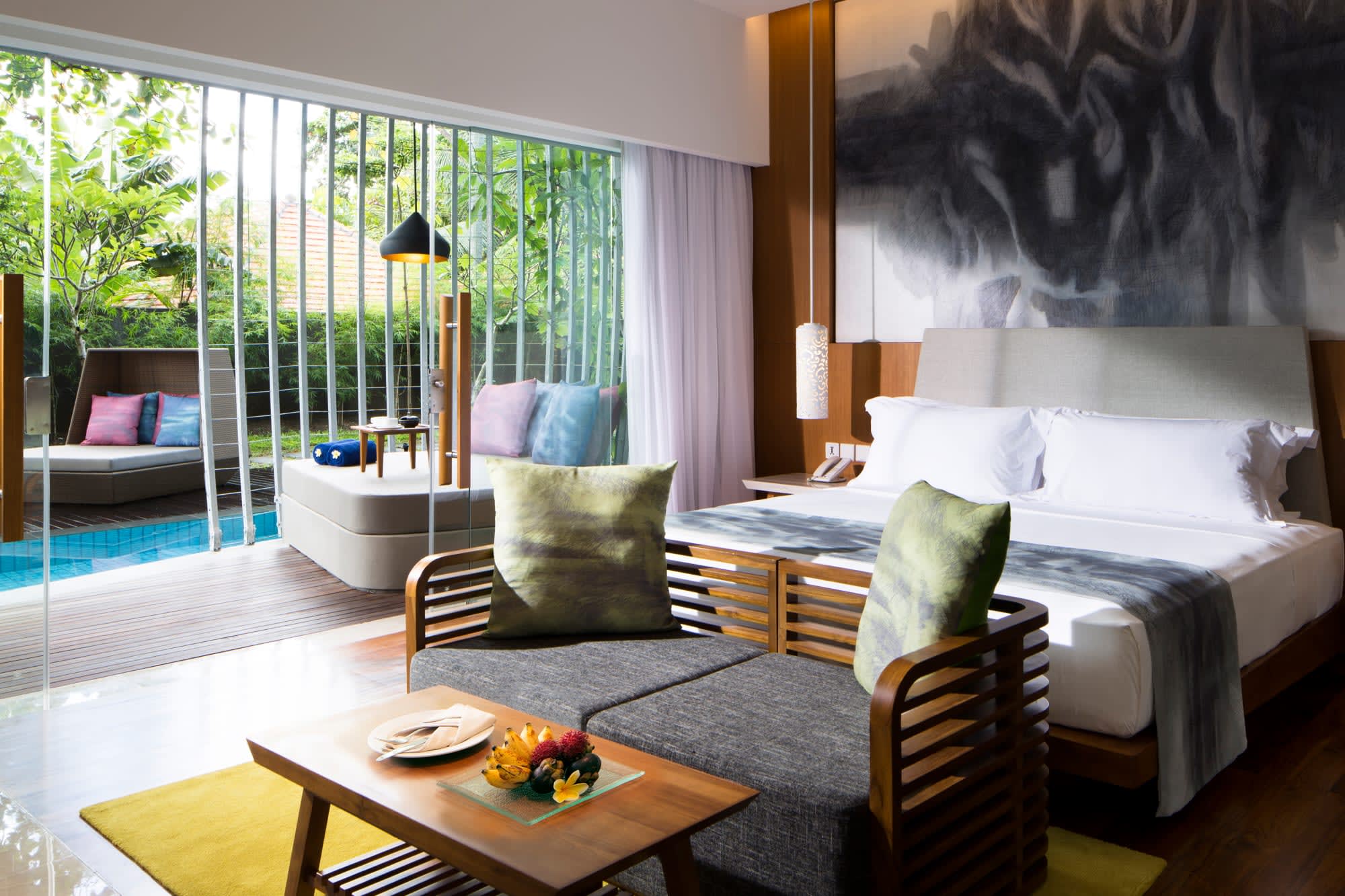 Maya Sanur Resort & Spa in Süd-Bali: Maya Sanur Resort and Spa Deluxe Lagoon Access