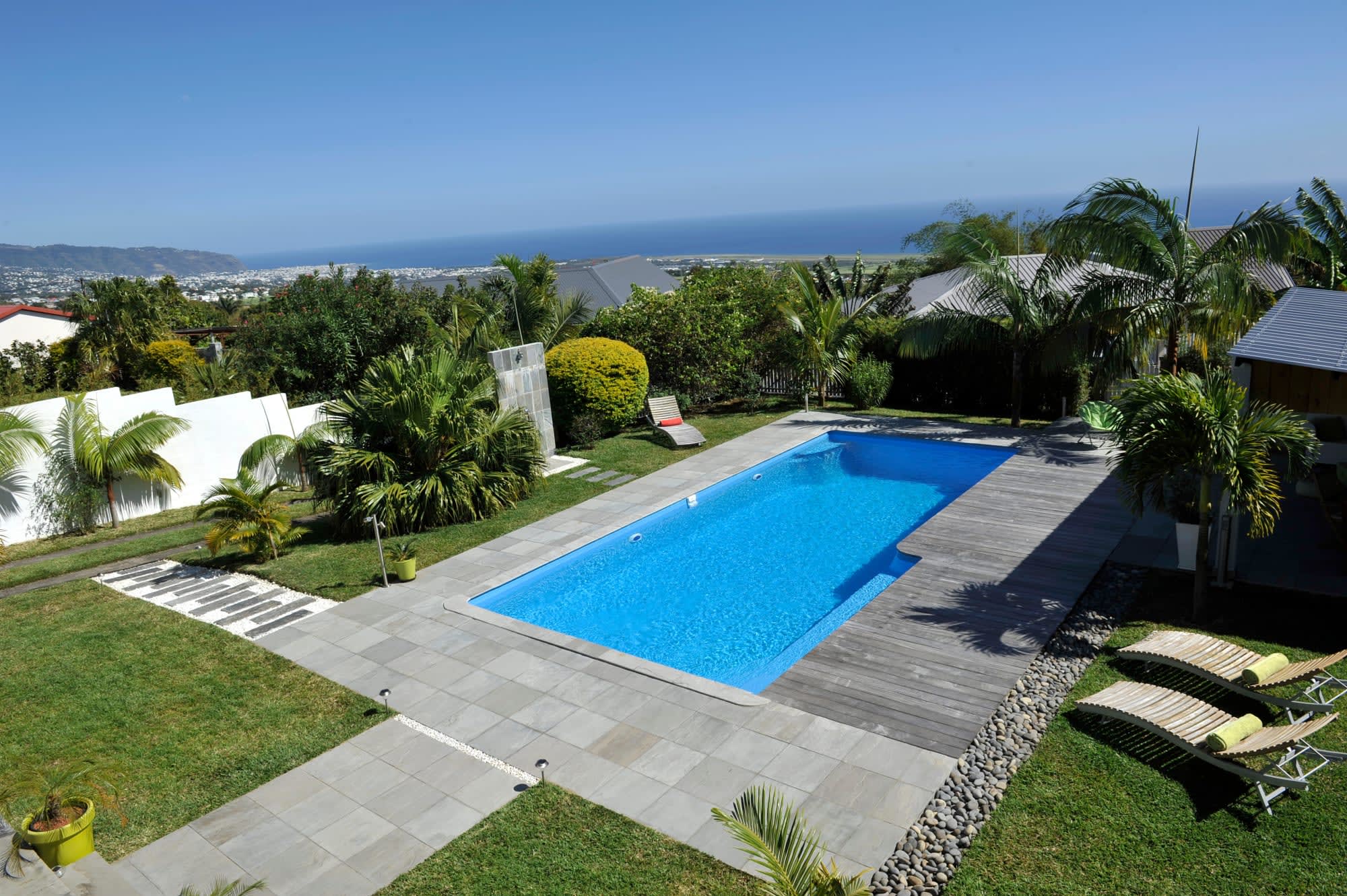 Villa des Cannes Guesthouse in Küstenregion: Reunion Villa des Cannes Pool