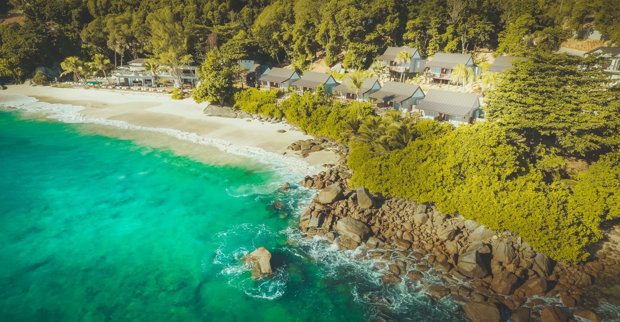 Carana Beach Hotel in Mahé:  Carana Beach Hotel