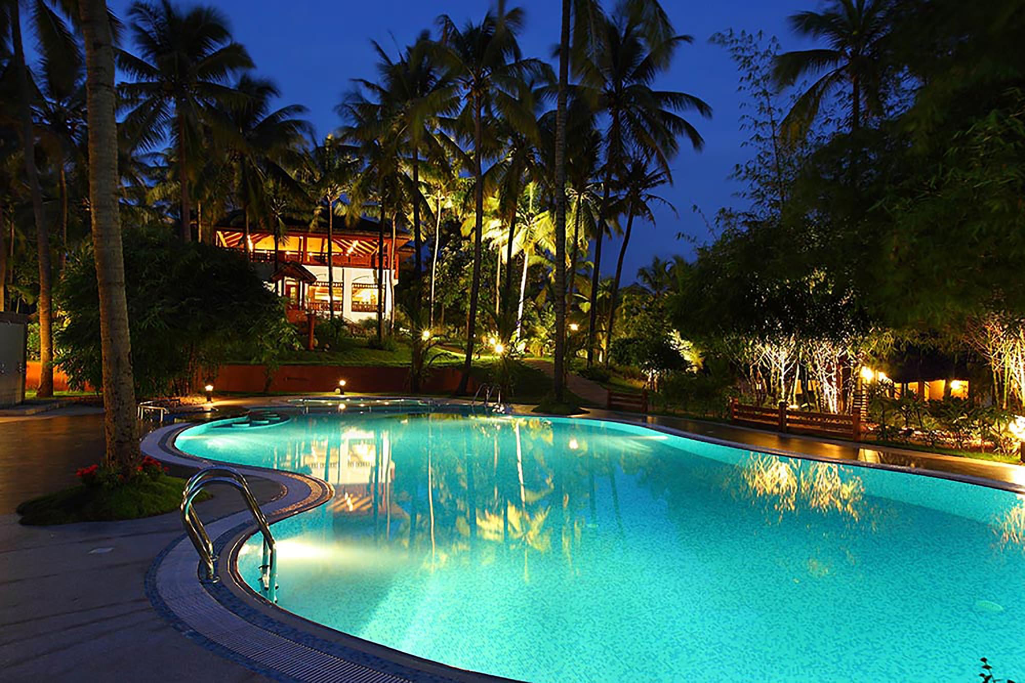 Fragrant Nature Kollam in Kerala | Malabarküste | Kochi:  Kerala Fragrant Nature Kollam Pool 