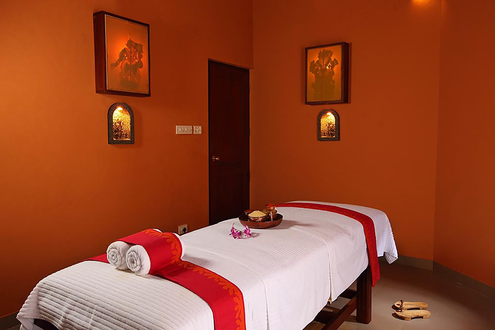 Fragrant Nature Kollam in Kerala | Malabarküste | Kochi:  Kerala Fragrant Nature Kollam Spa