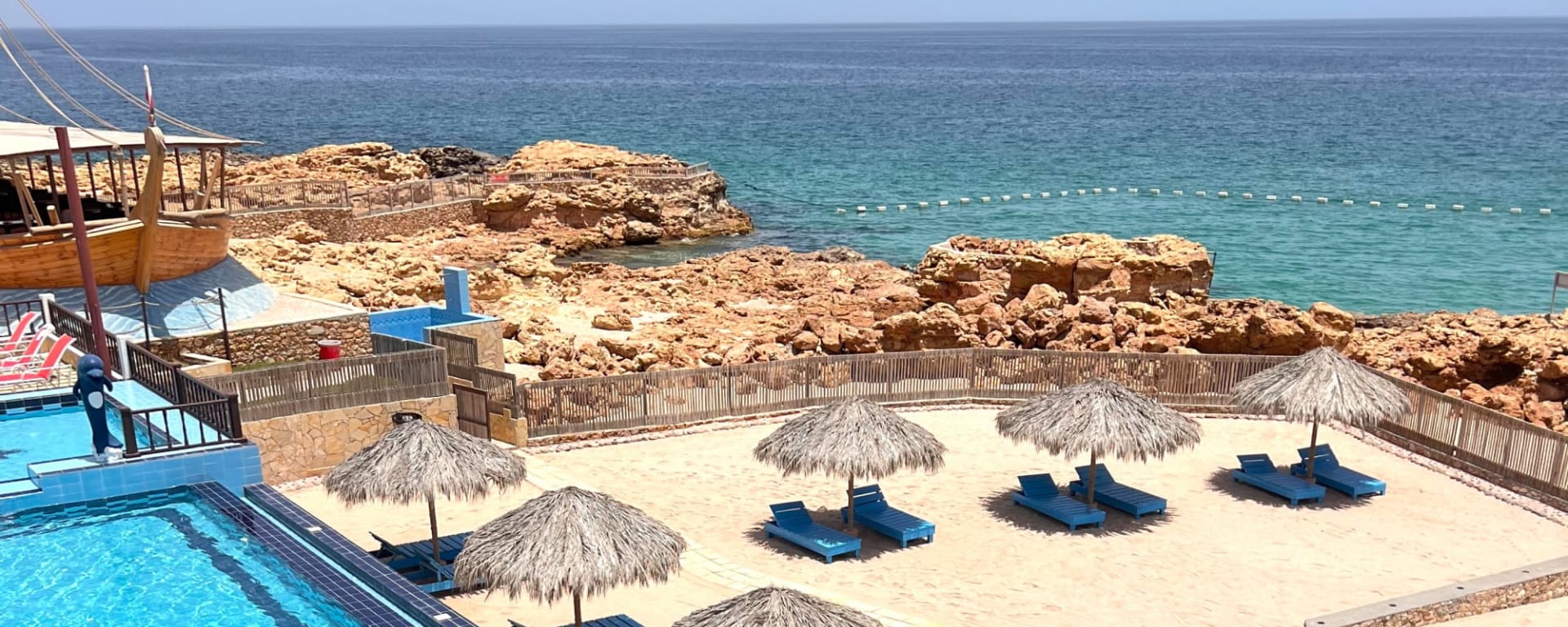 Turtle Beach Resort in Küste: Oman Turtle Beach Resort Pool