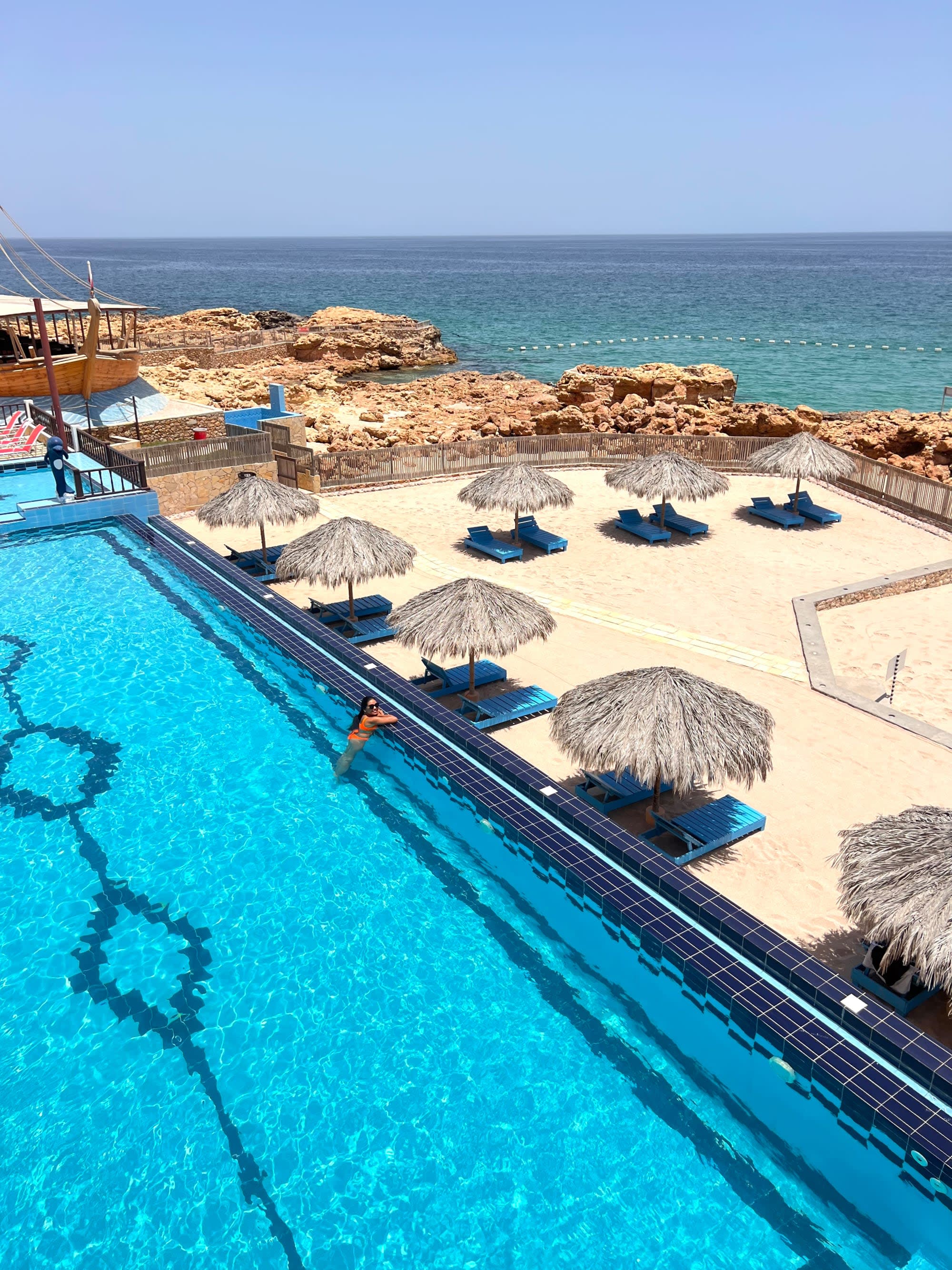 Turtle Beach Resort in Küste: Oman Turtle Beach Resort Pool