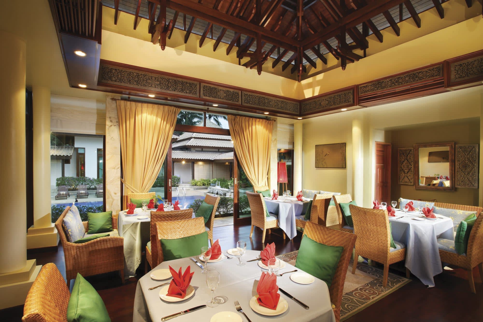 Nirwana Resort Hotel Bintan: Singapur Nirwana Resort Hotel Restaurant
