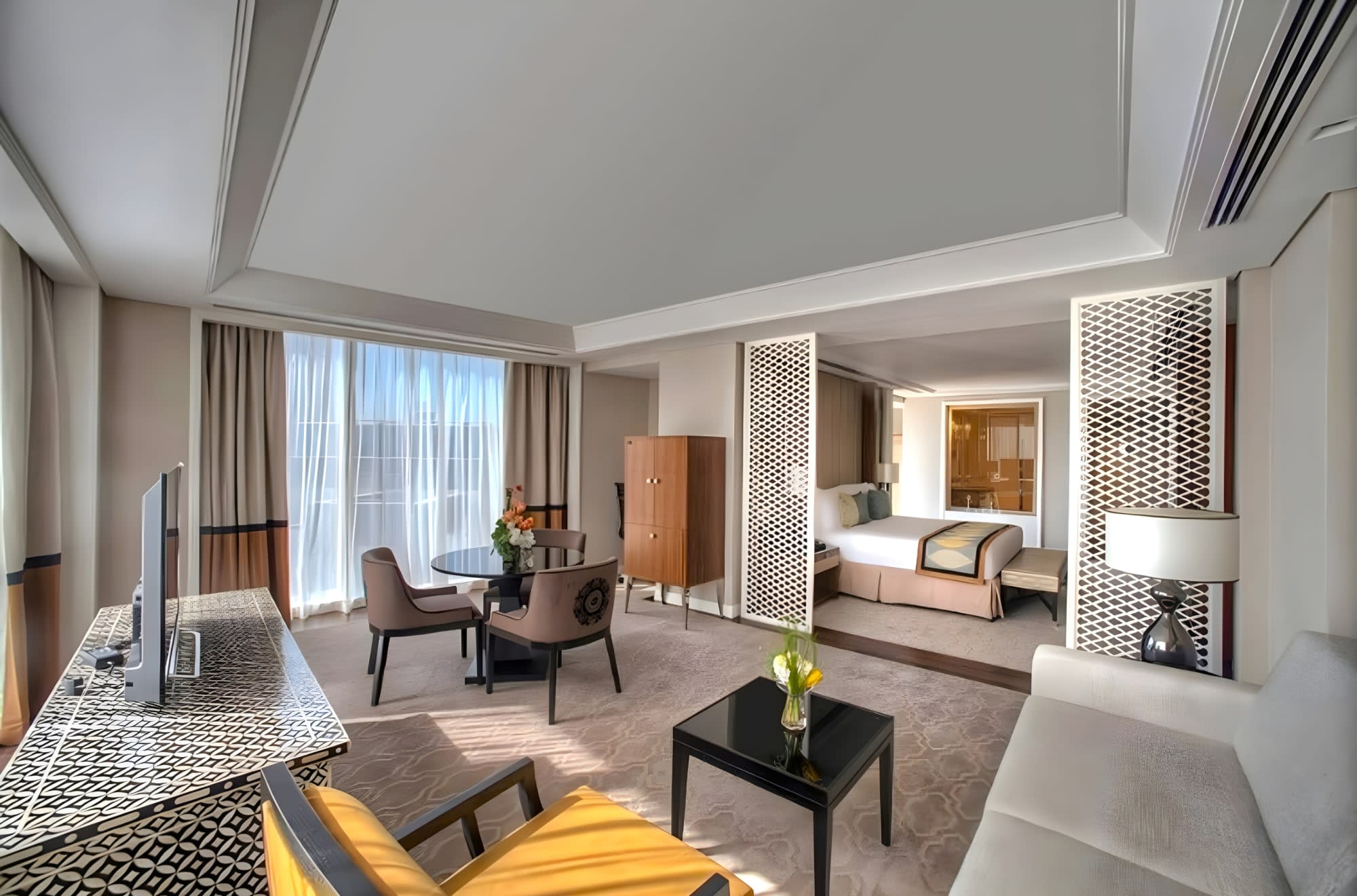 Taj Dubai: Taj Dubai - Luxury Junior Suite