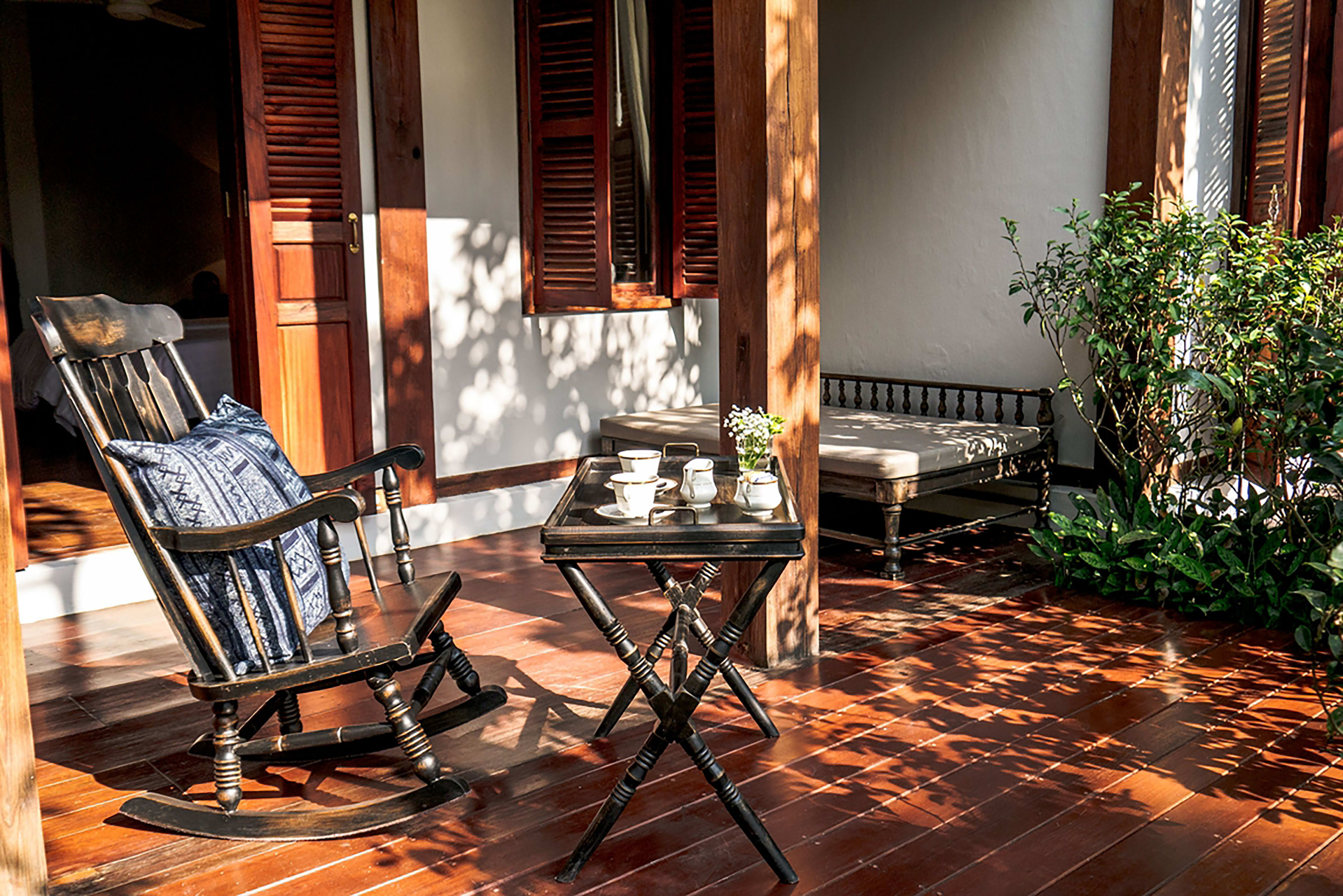 Burasari Heritage Luang Prabang:  Luang Prabang Burasari Heritage Deluxe Zimmer Balkon
