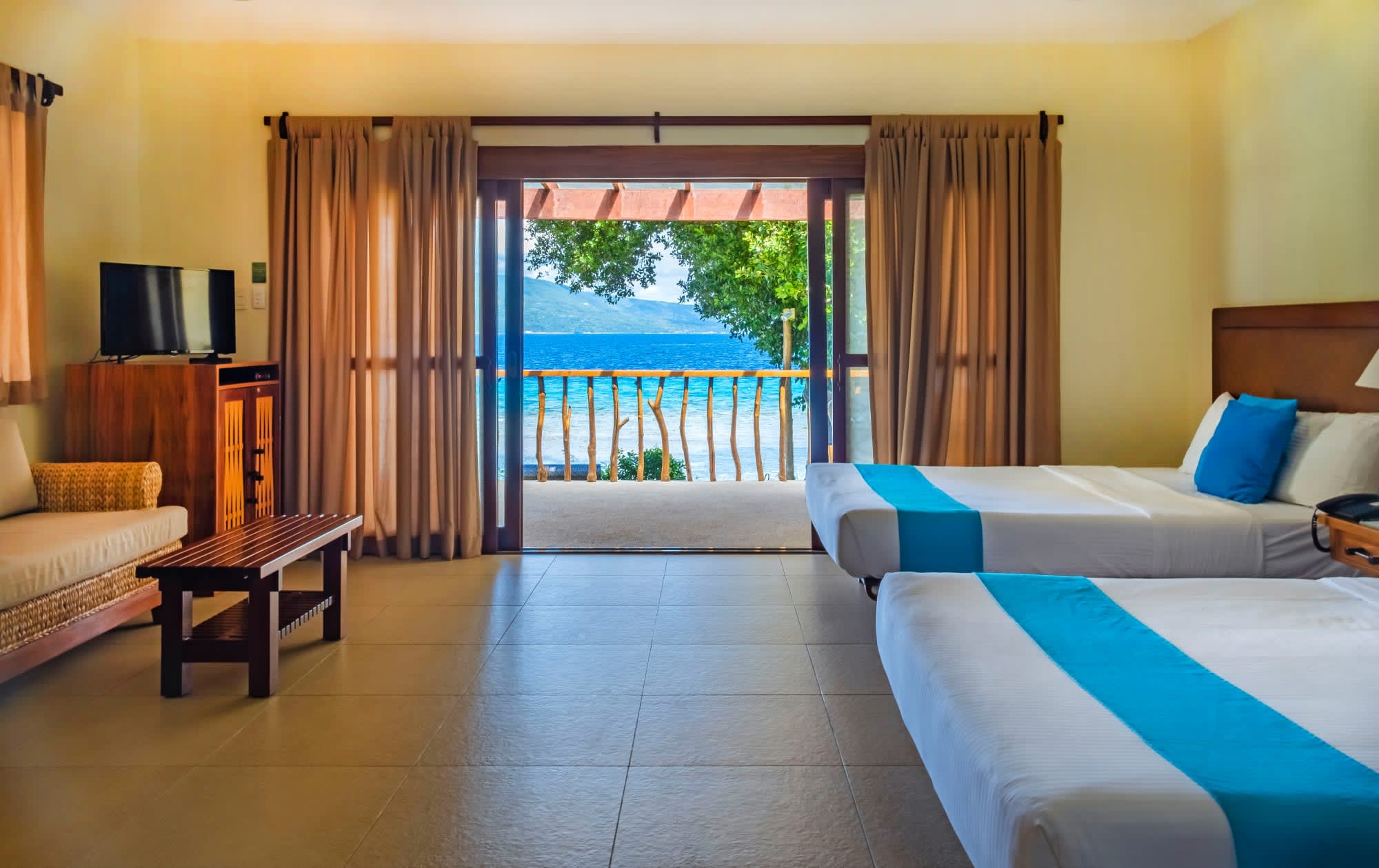 Bluewater Sumilon Island Resort in Cebu: Bluewater Sumilon Island Deluxe Zimmer