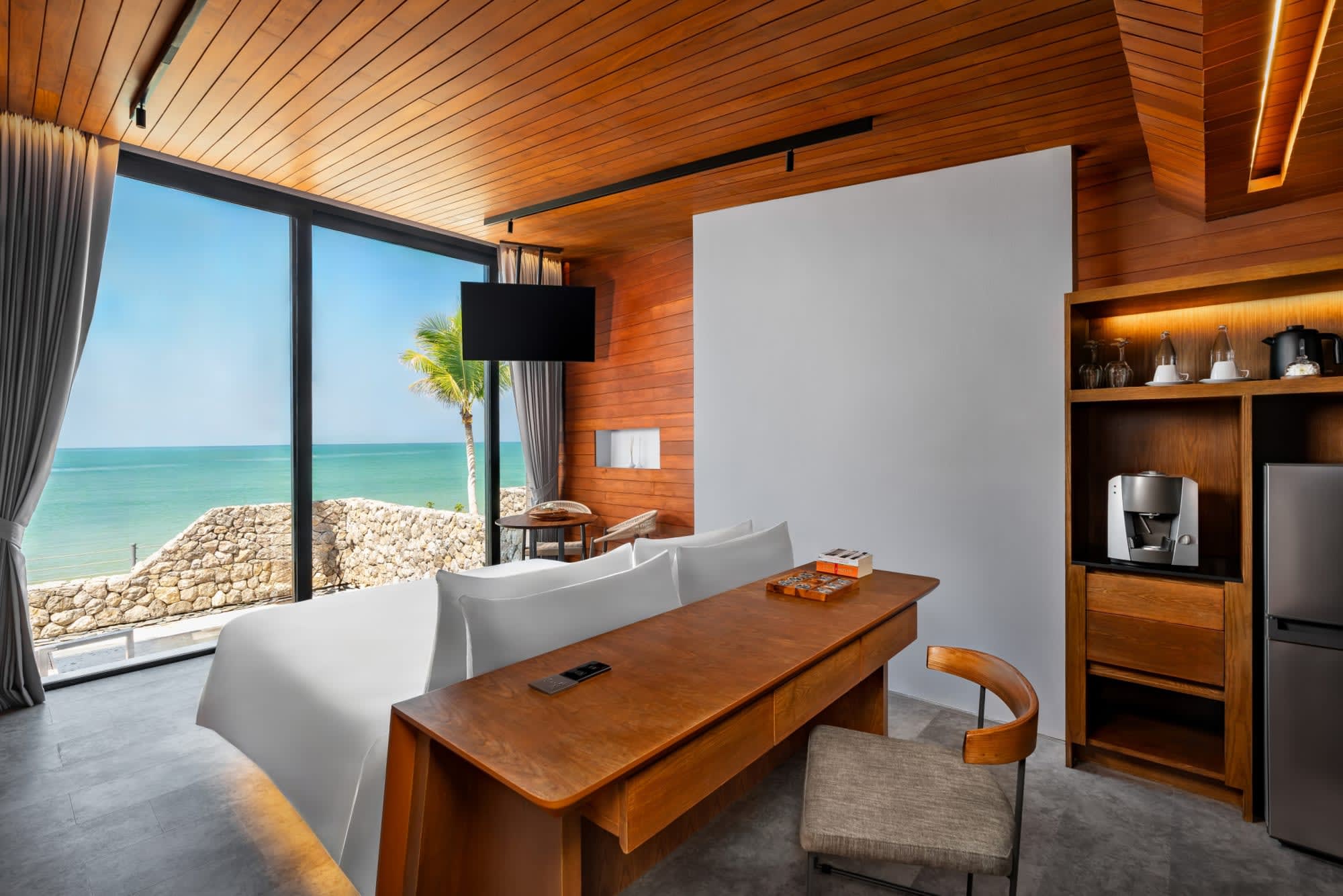 Casa de la Flora in Khao Lak: Thailand Casa de la Flora - Beachfront Pool Villa